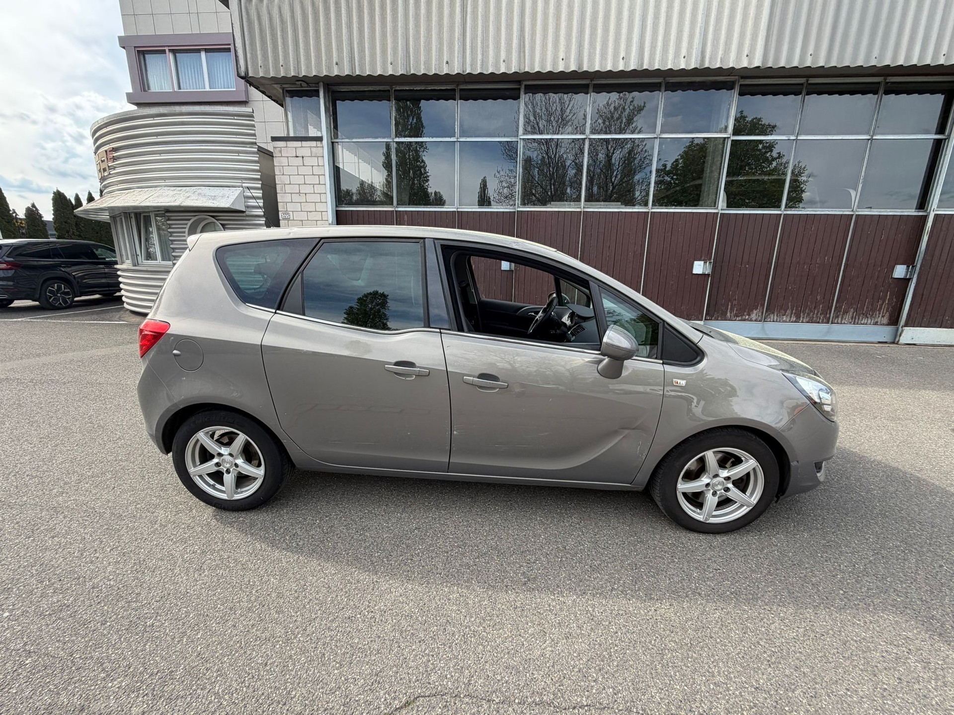 OPEL Meriva 1.6 CDTi Cosmo 99g-image-4