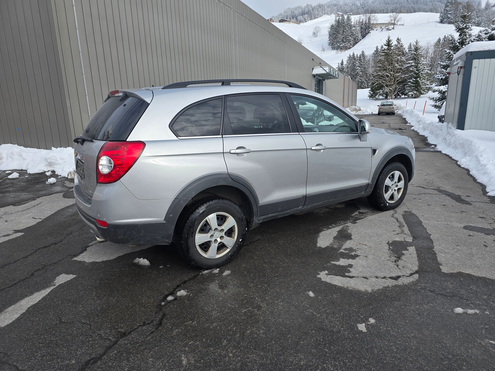CHEVROLET Captiva 3.2 V6 LT Executive 4WD Automatic-image-3