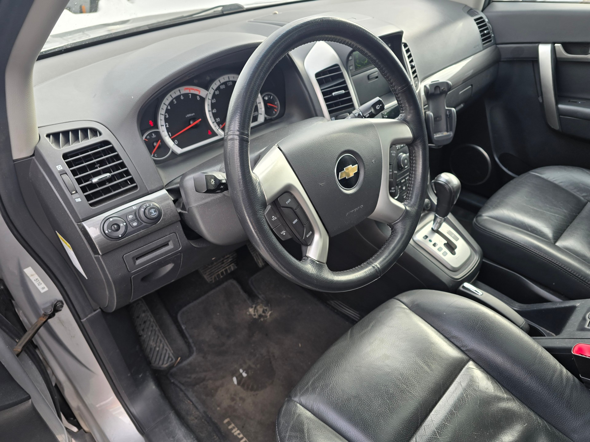 CHEVROLET Captiva 3.2 V6 LT Executive 4WD Automatic-image-11