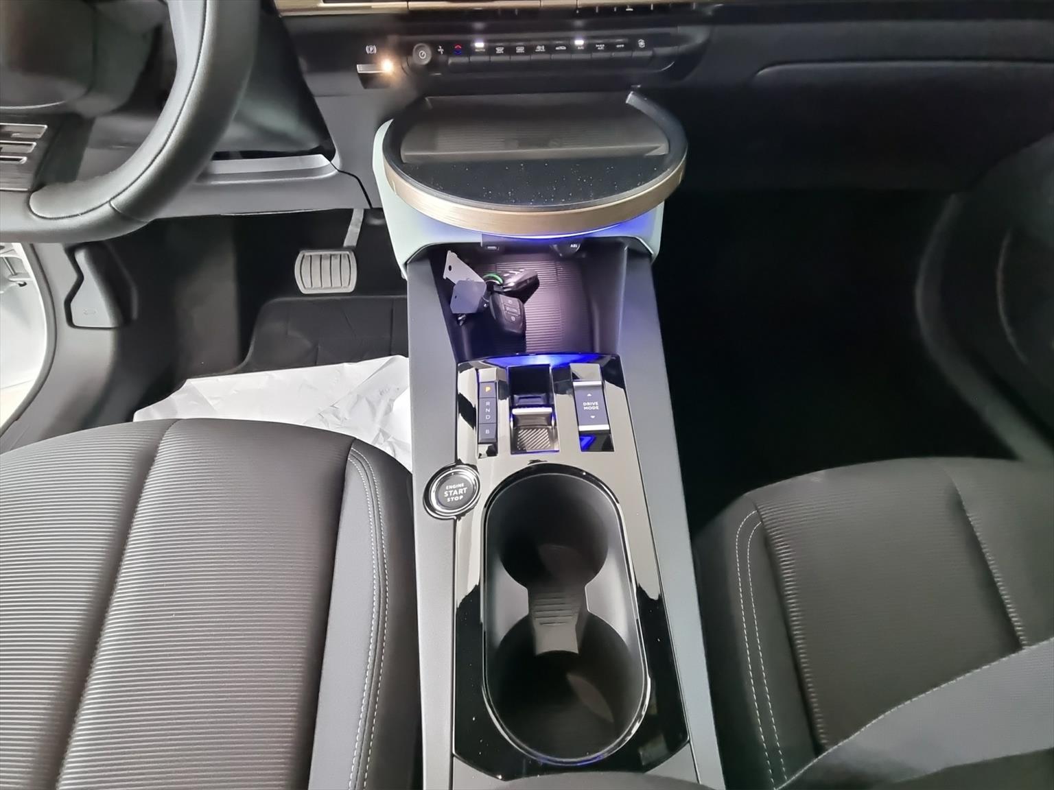 LANCIA Ypsilon Elektro 156-image-9