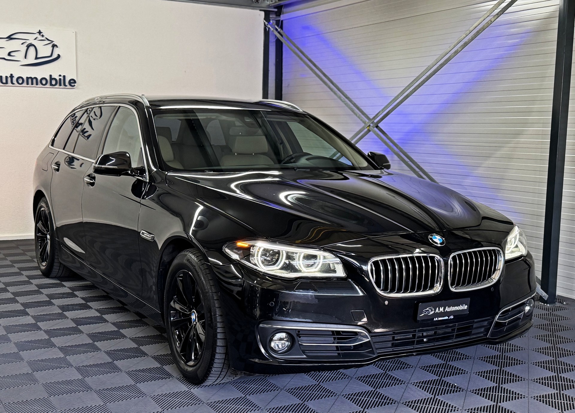 BMW 525d Touring xDrive Luxury Line Steptronic
