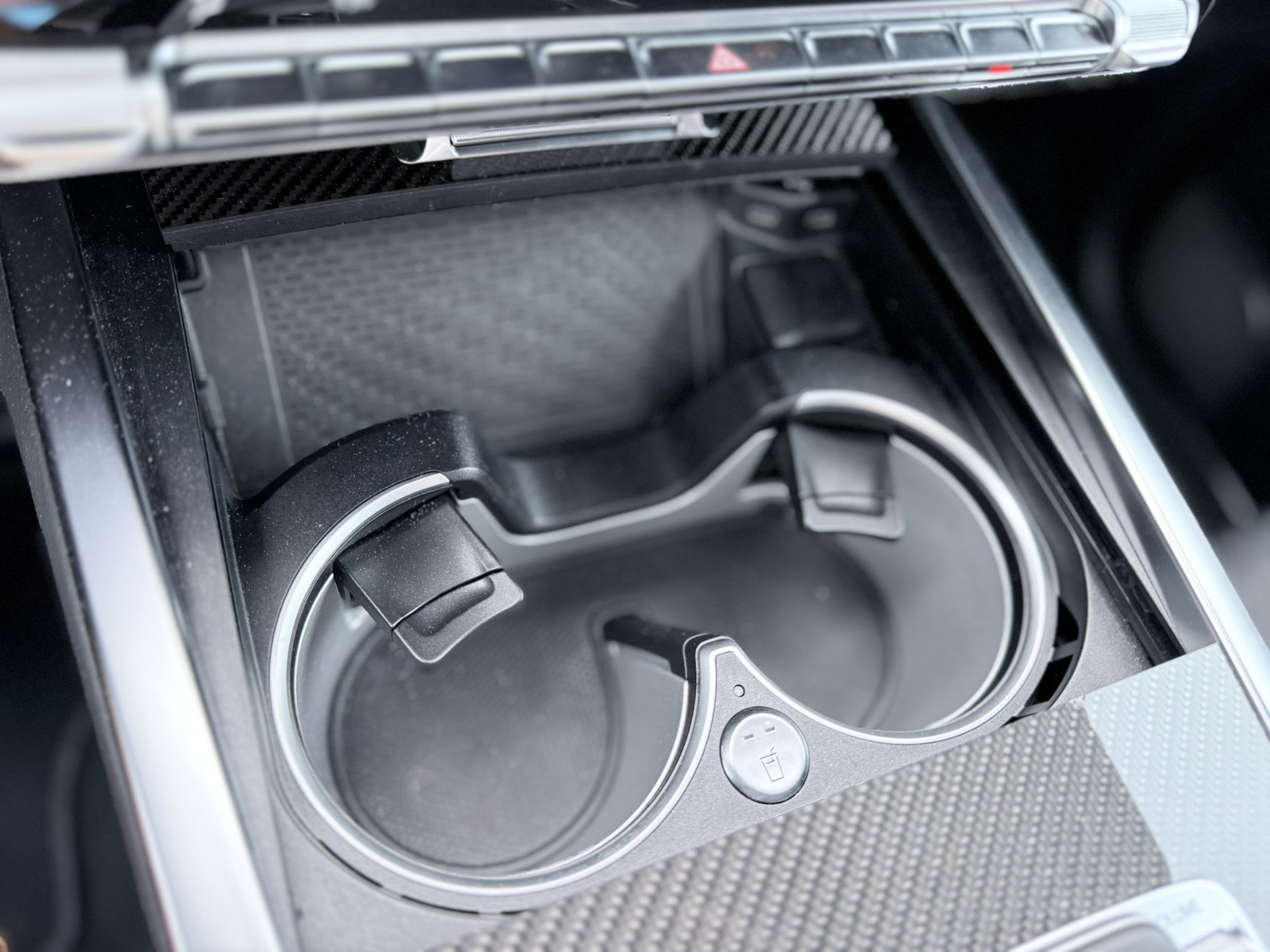 MERCEDES-BENZ G 63 AMG 9G-Tronic-image-13