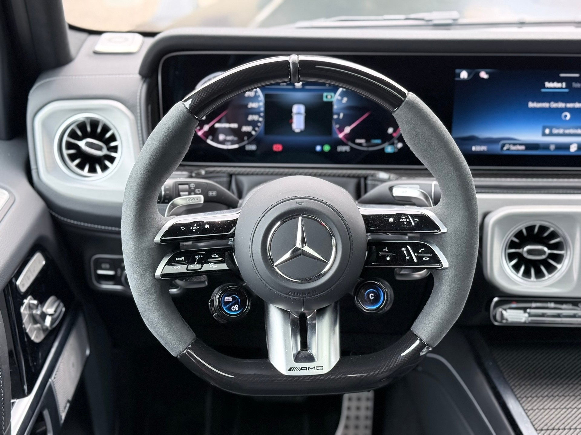 MERCEDES-BENZ G 63 AMG 9G-Tronic-image-9