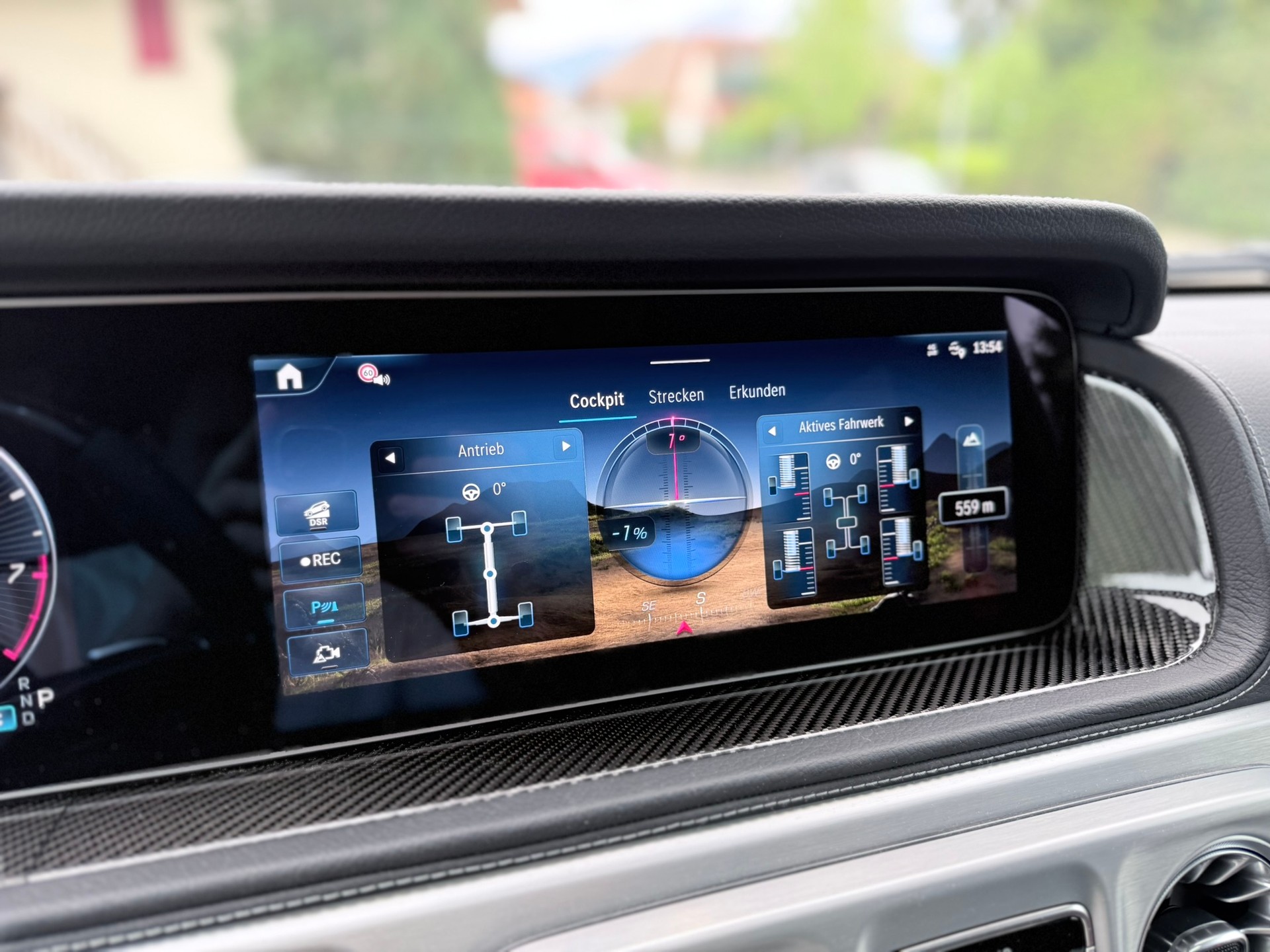 MERCEDES-BENZ G 63 AMG 9G-Tronic-image-18