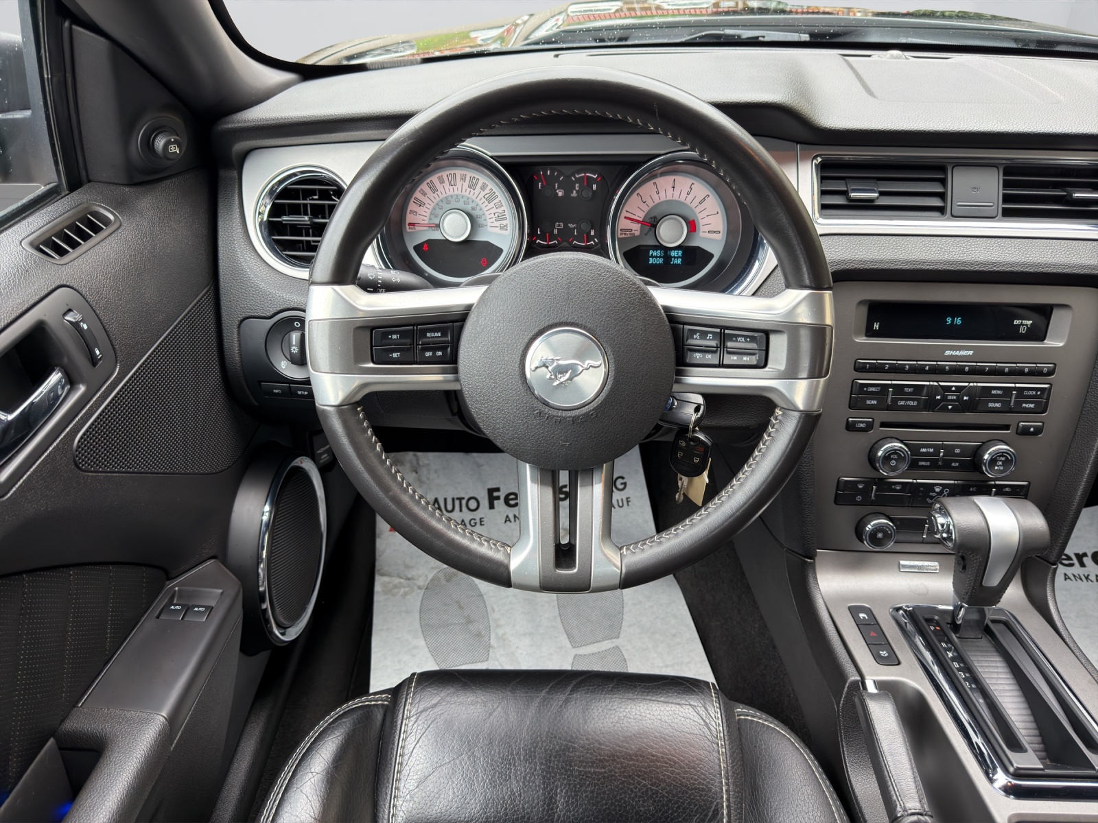 FORD Mustang-image-14