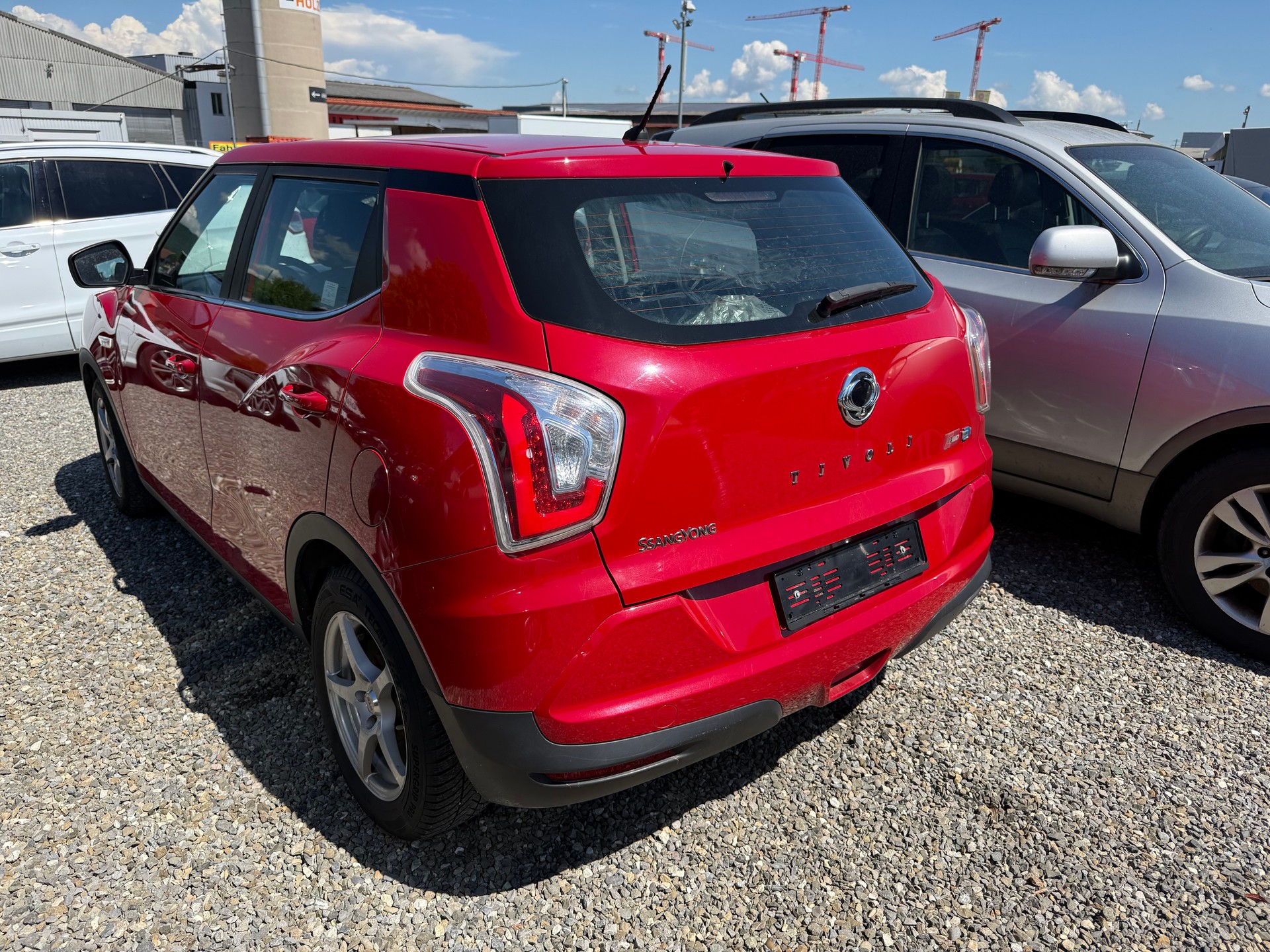 KGM-SsangYong Tivoli 1.6 eXDi Quartz 4WD Automatic-image-3