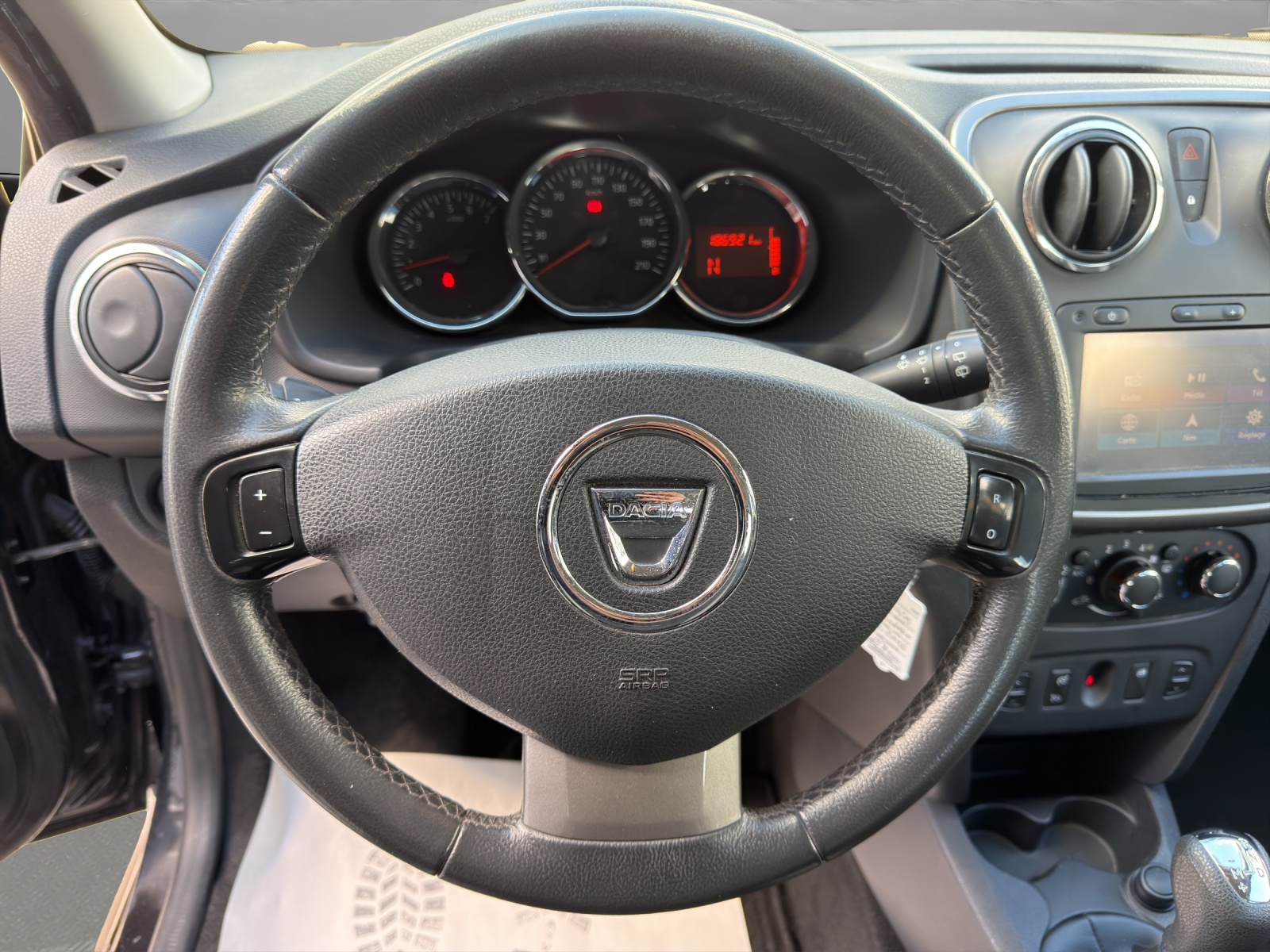DACIA Sandero Tce 90 Stepway Lauréate Automatic-image-9