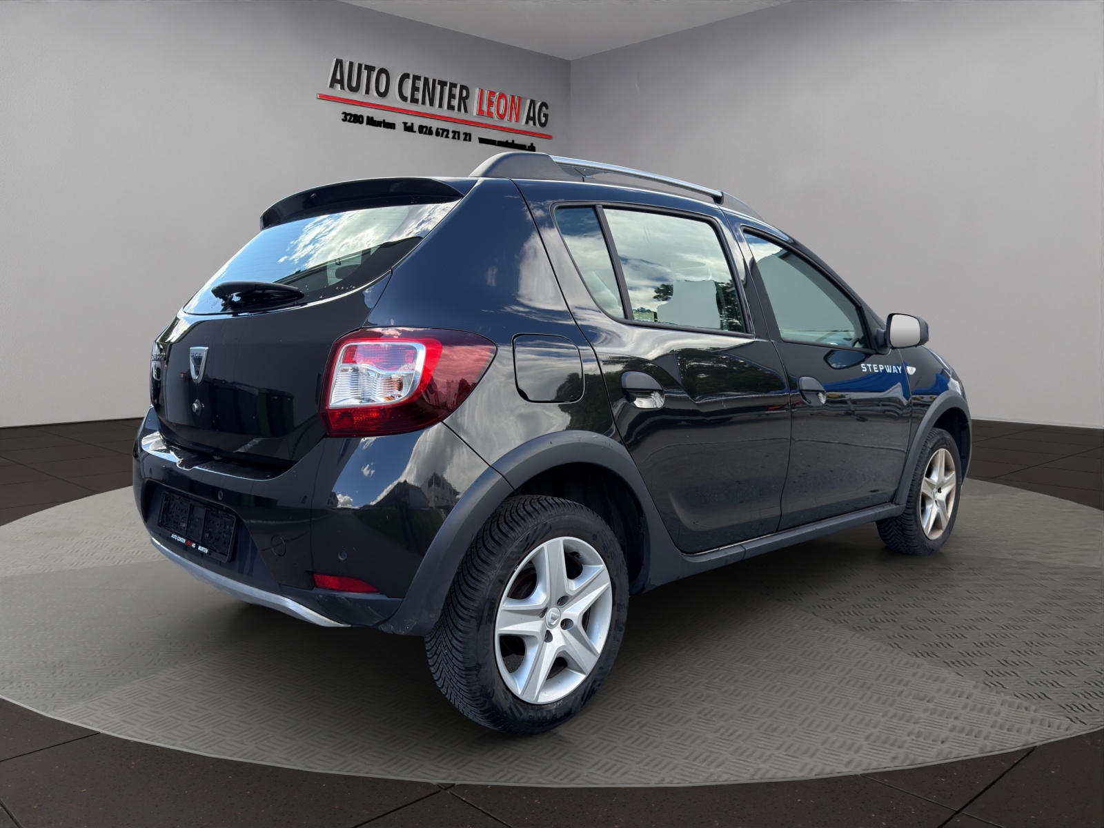 DACIA Sandero Tce 90 Stepway Lauréate Automatic-image-5