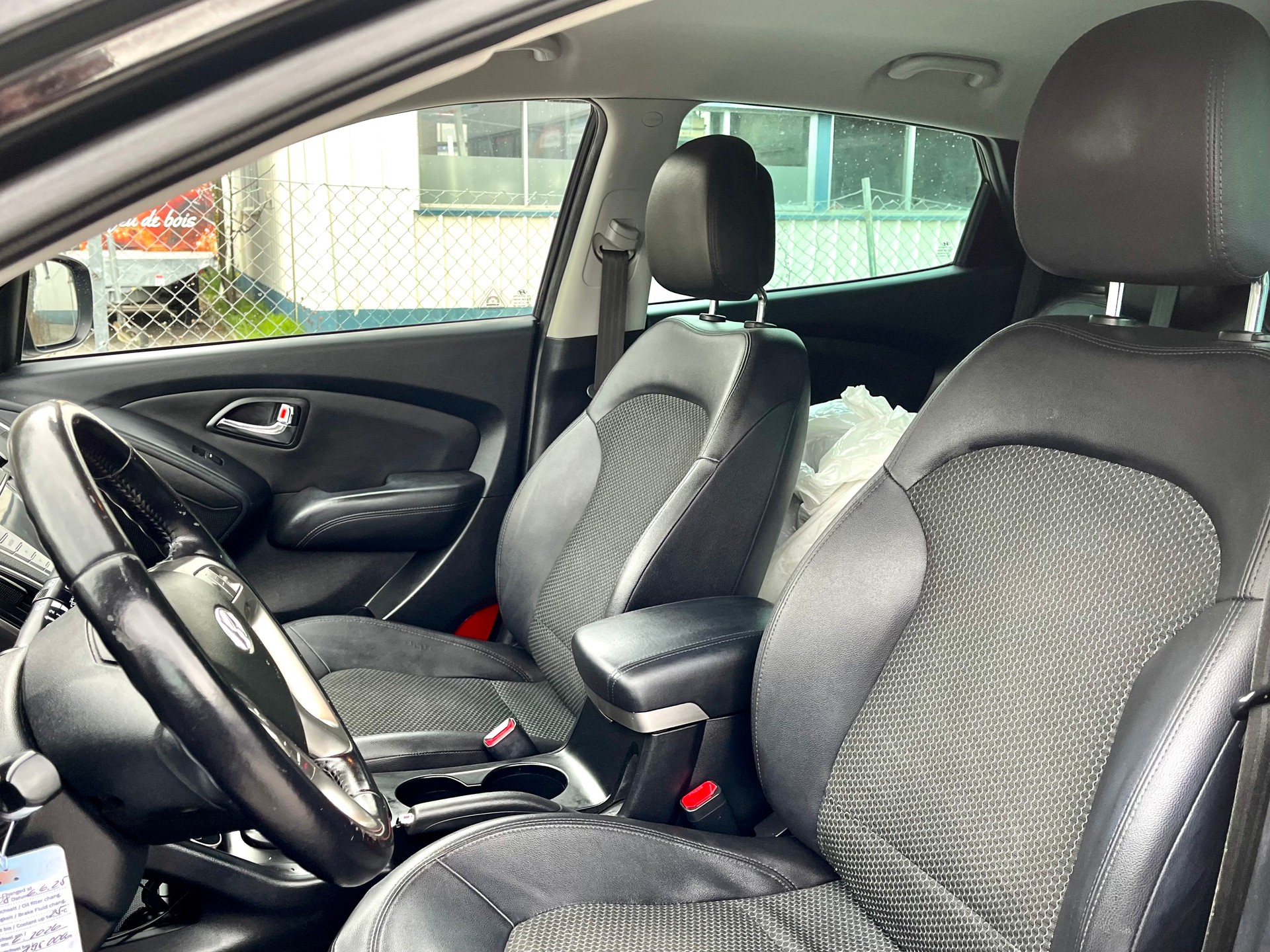HYUNDAI iX 35 2.0 CRDi Style 4WD-image-18