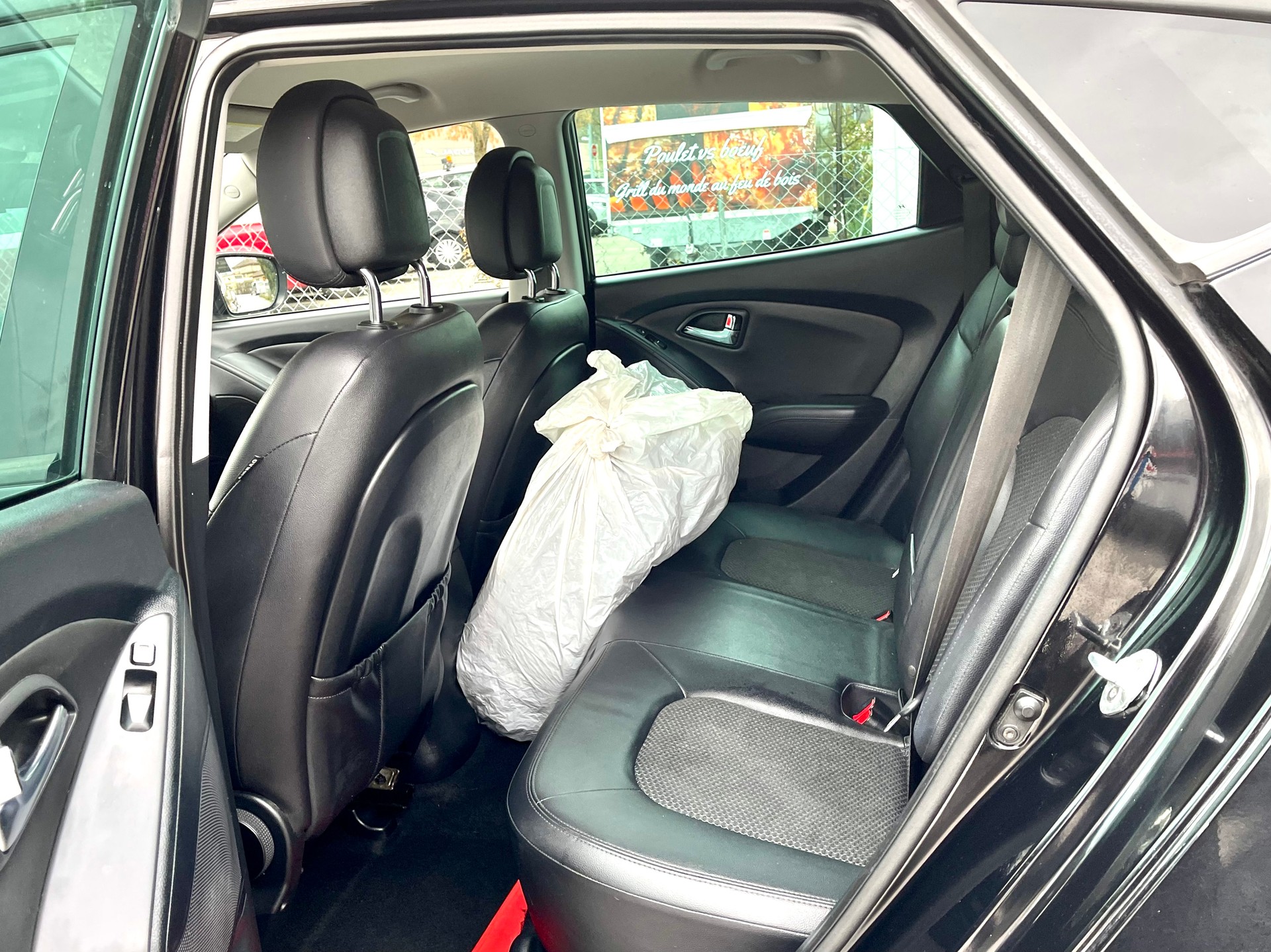 HYUNDAI iX 35 2.0 CRDi Style 4WD-image-19