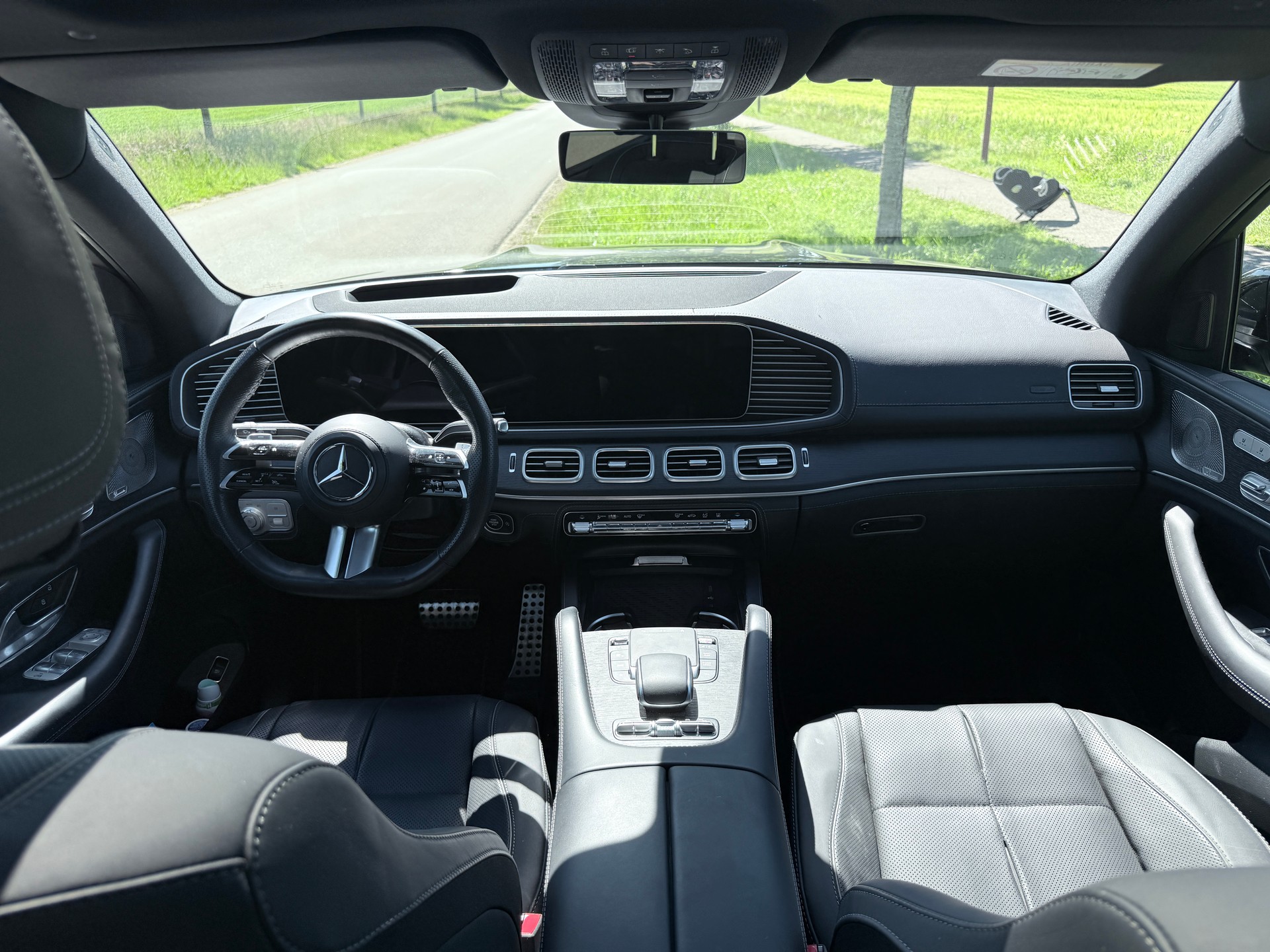 MERCEDES-BENZ GLS 580 4Matic AMG Line 9G-Tronic-image-9