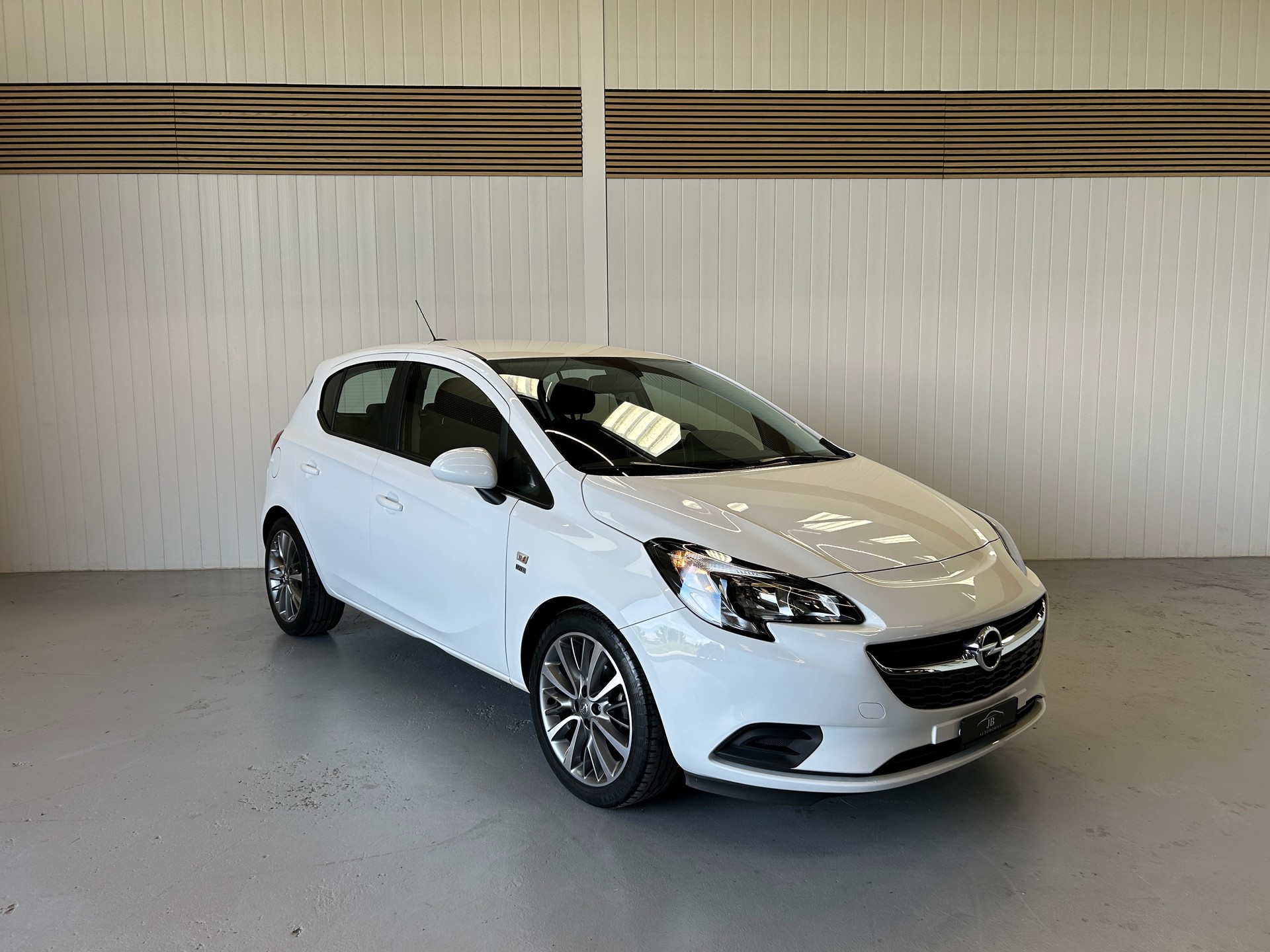 OPEL Corsa 1.4 EcoTec 120 Years Edition-image-6