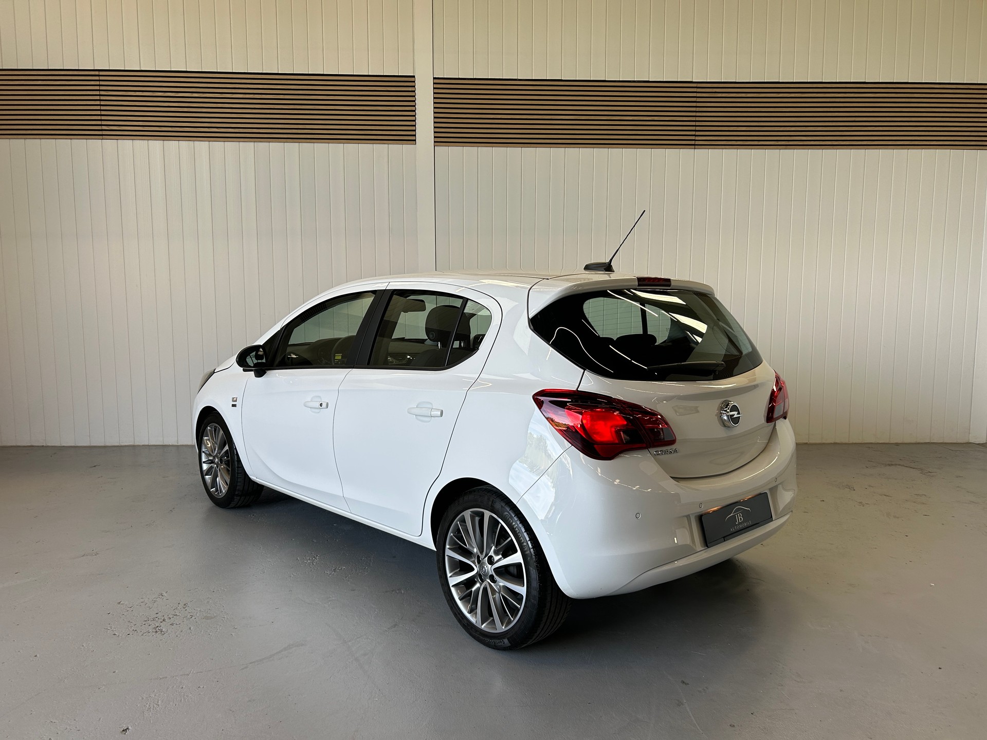OPEL Corsa 1.4 EcoTec 120 Years Edition-showroom-element-2