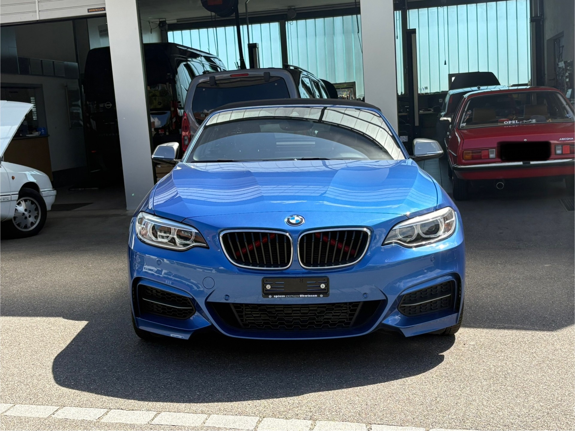 BMW M235i xDrive Steptronic-image-1