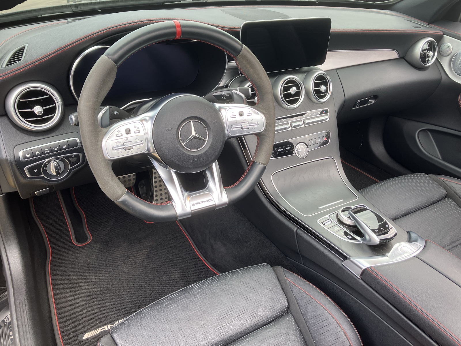 MERCEDES-BENZ C 43 Cabriolet AMG 4Matic 9G-Tronic-image-9