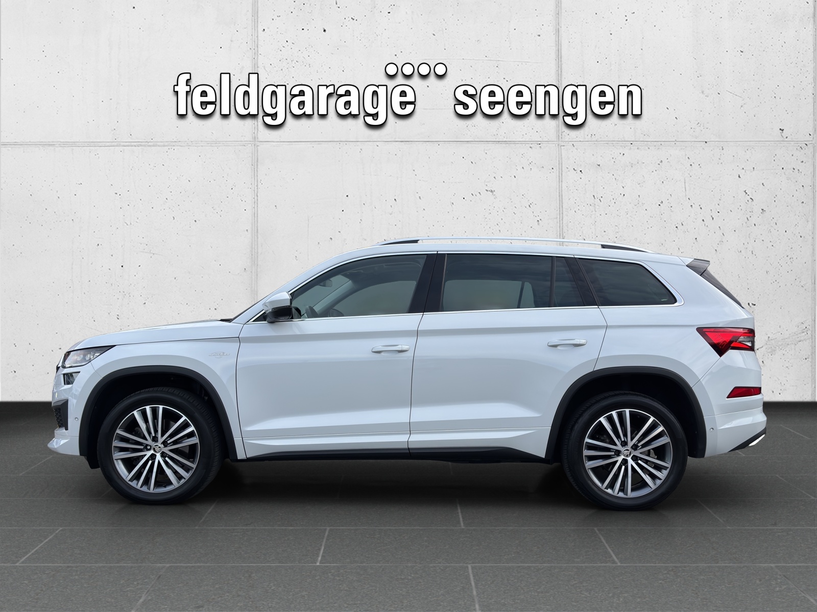 SKODA Kodiaq 2.0 TDI CR L&K 4x4 DSG mit AHK, Standheizung & Winterräder-showroom-element-1