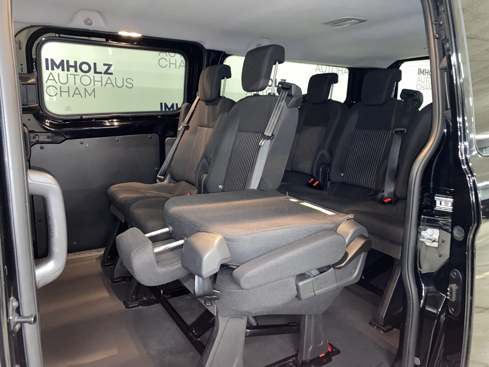 FORD Transit Custombi 310 L2 2.0 TDCi 130 PS Trend-image-17