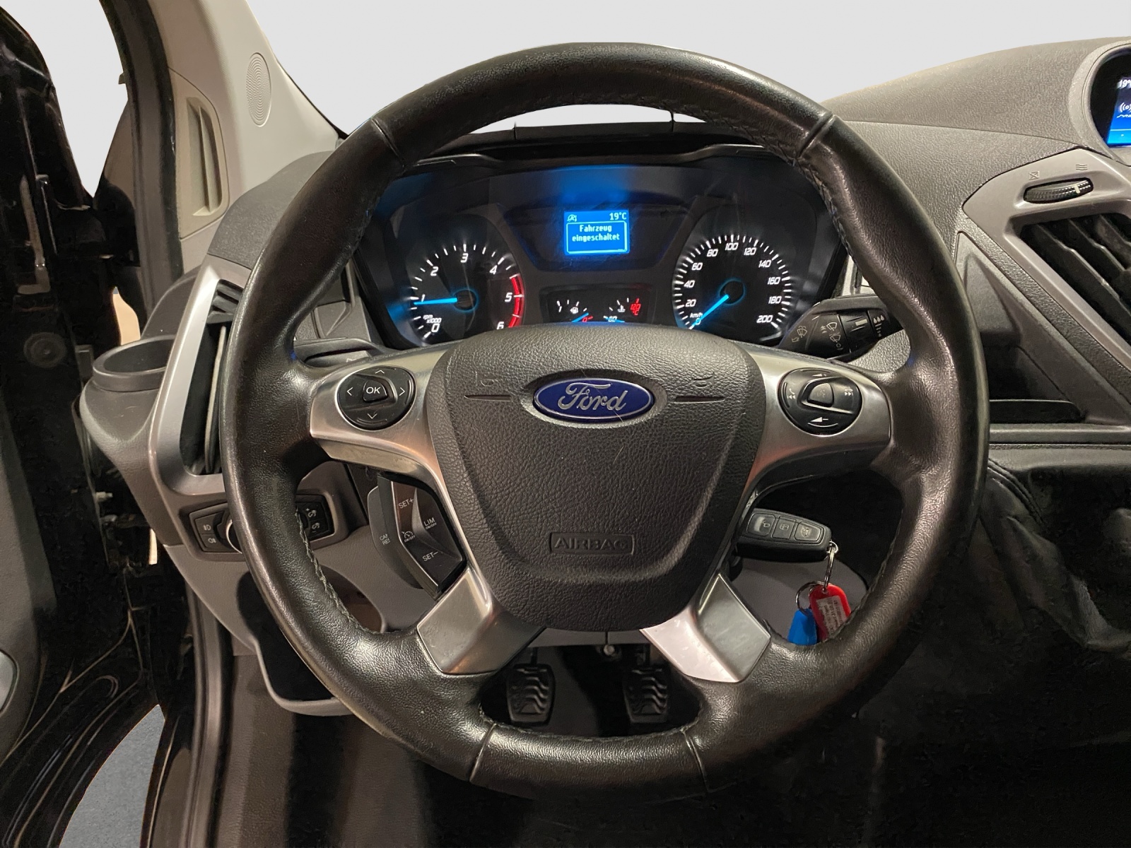 FORD Transit Custombi 310 L2 2.0 TDCi 130 PS Trend-image-7