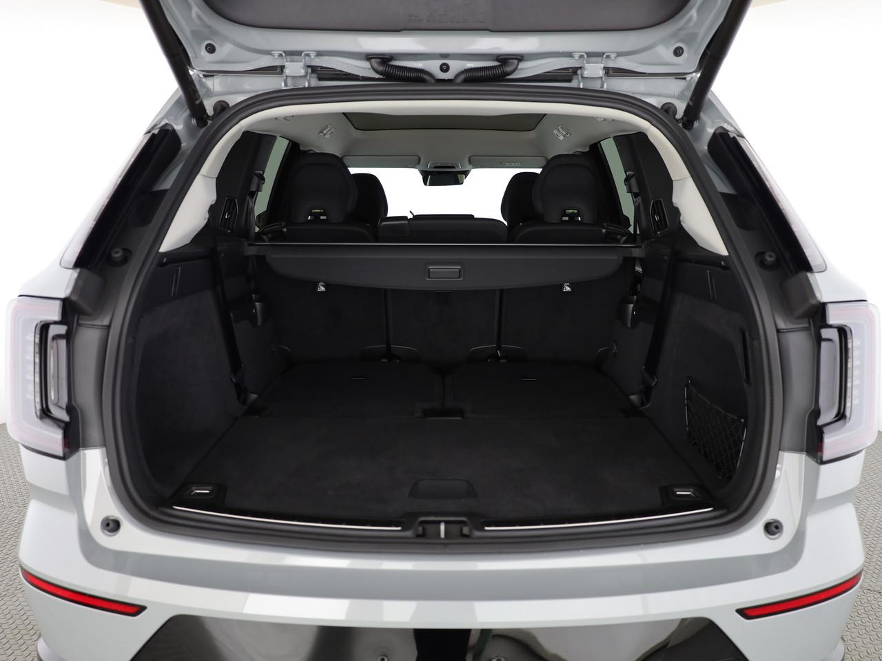 VOLVO EX90 Twin Plus AWD-image-15