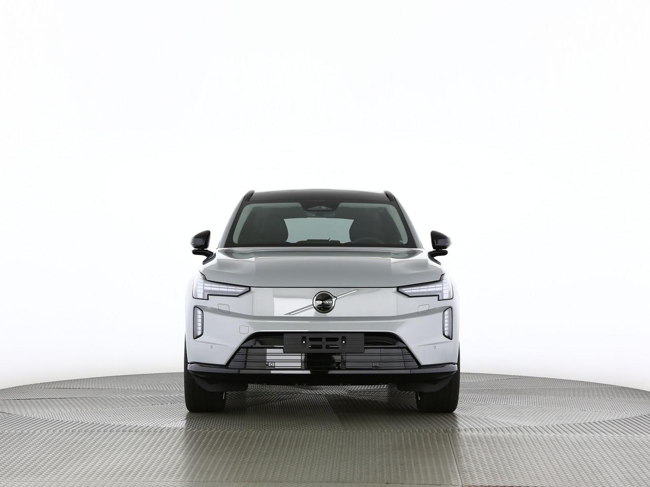 VOLVO EX90 Twin Plus AWD-image-4