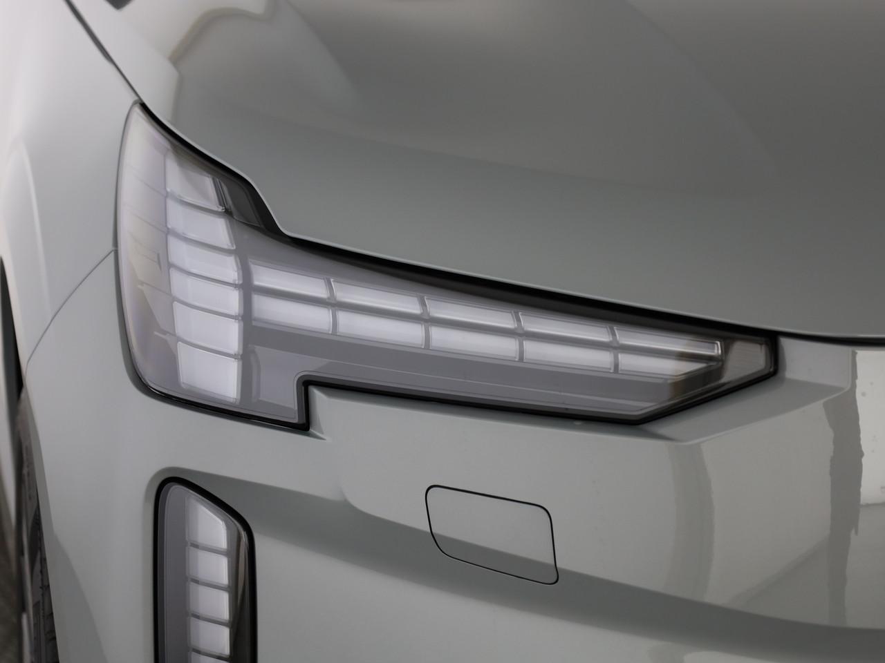 VOLVO EX90 Twin Plus AWD-image-6