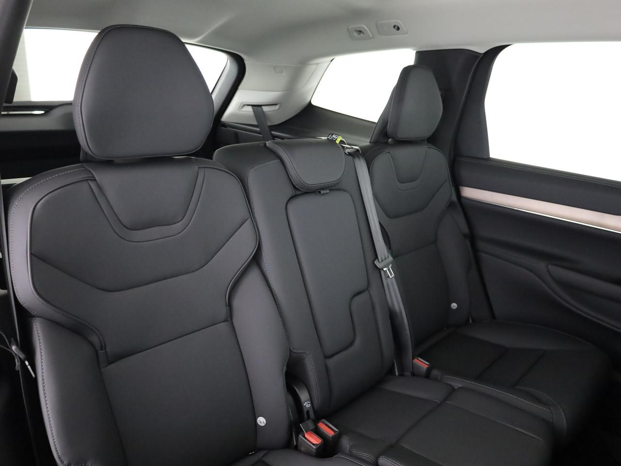VOLVO EX90 Twin Plus AWD-image-10