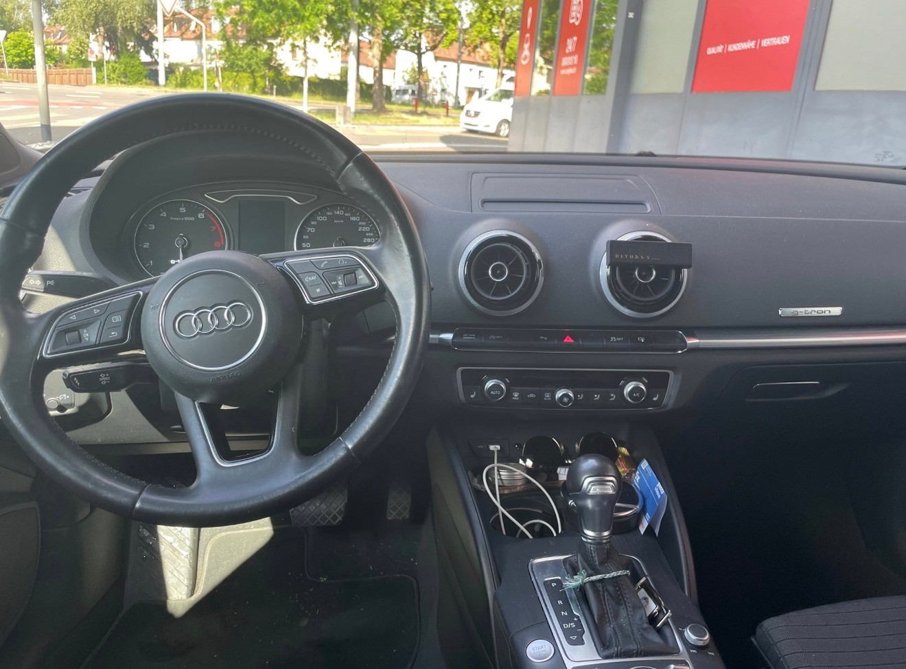 AUDI A3 Sportback 1.4 TFSI g-tron-image-6