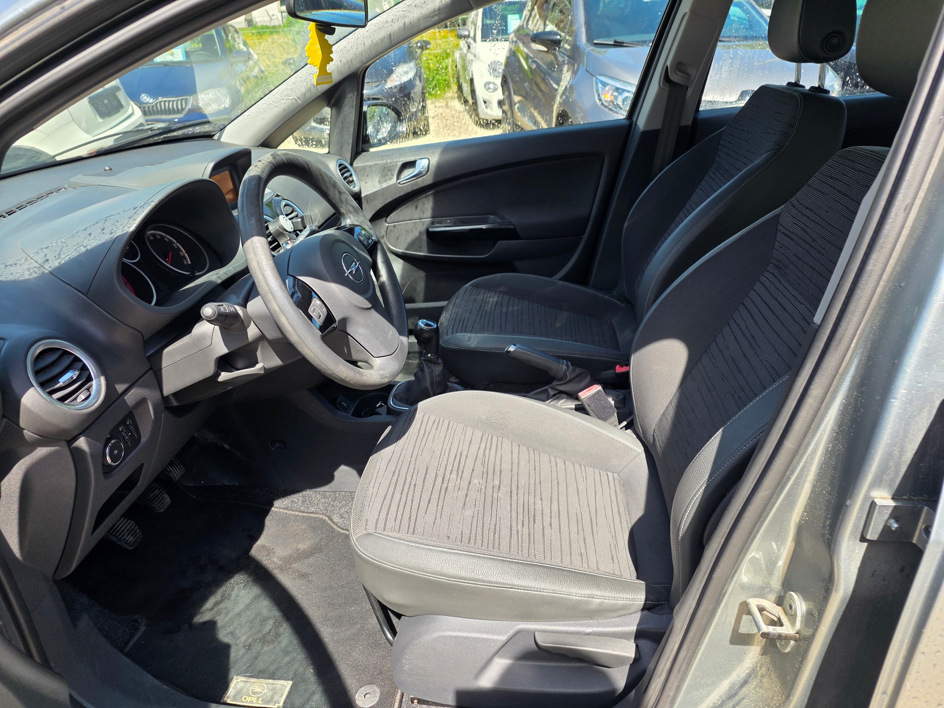 OPEL Corsa 1.4 TP Final Edition-image-8