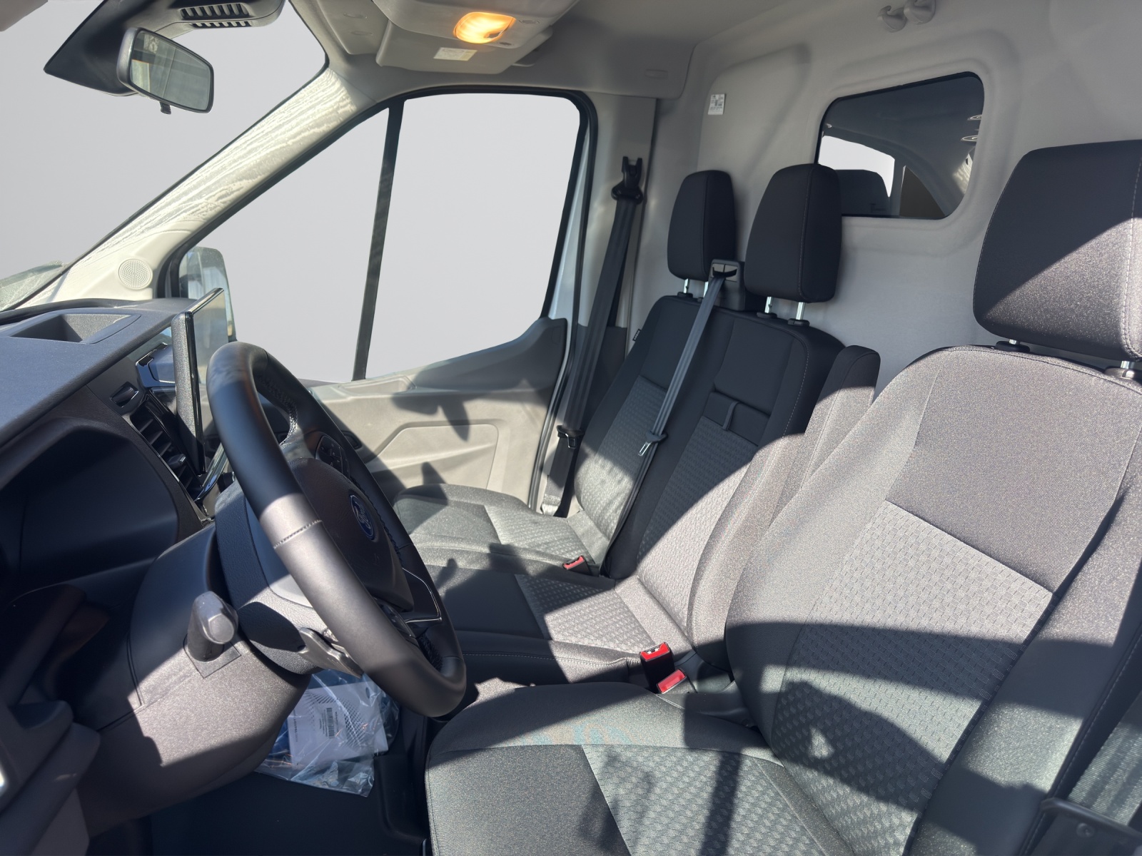FORD Transit Van 350 L2 Trend 2.0 TDCi 170 FWD A-image-4