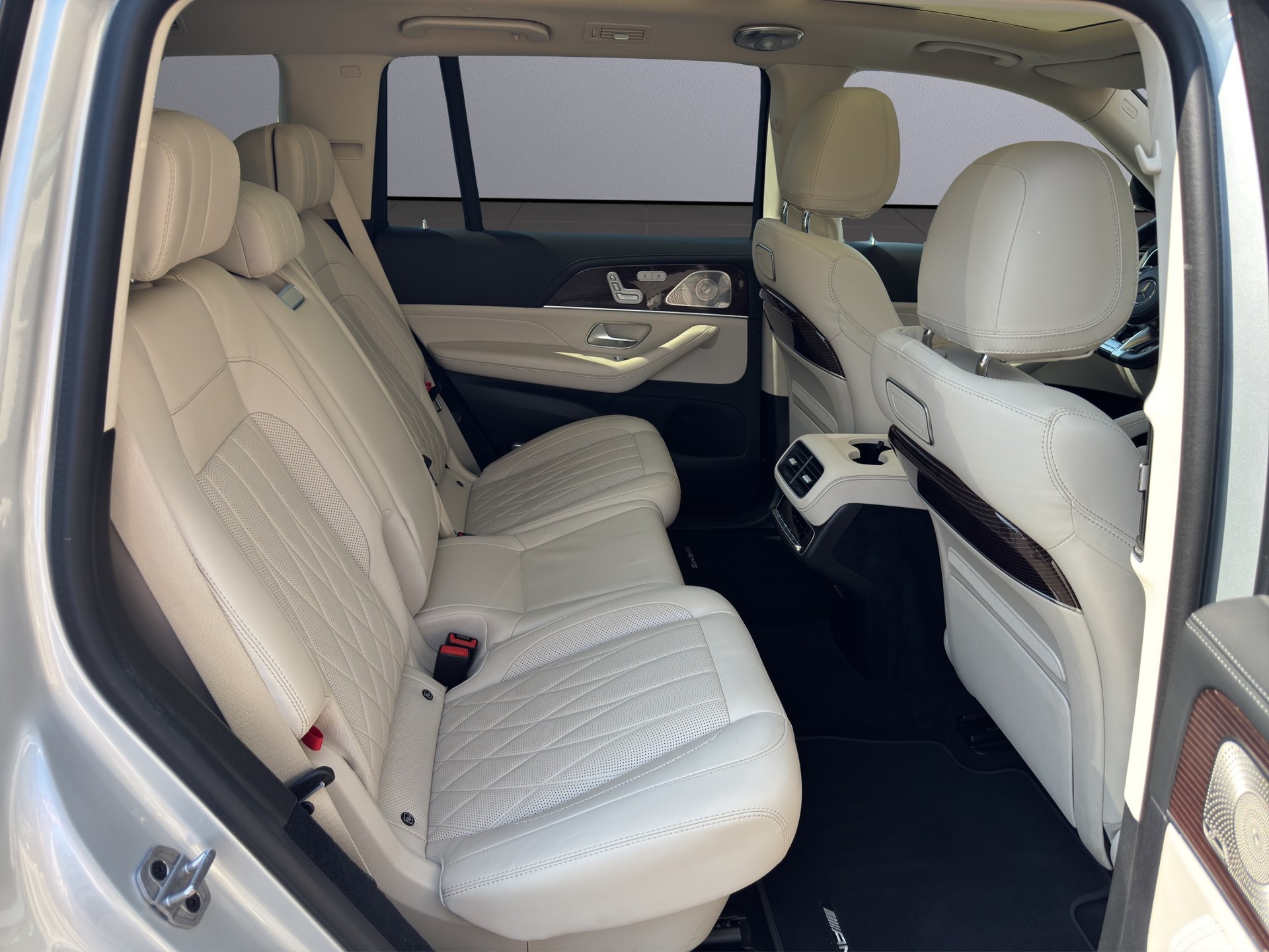 MERCEDES-BENZ GLS 63 4Matic+ TCT 9G-image-15