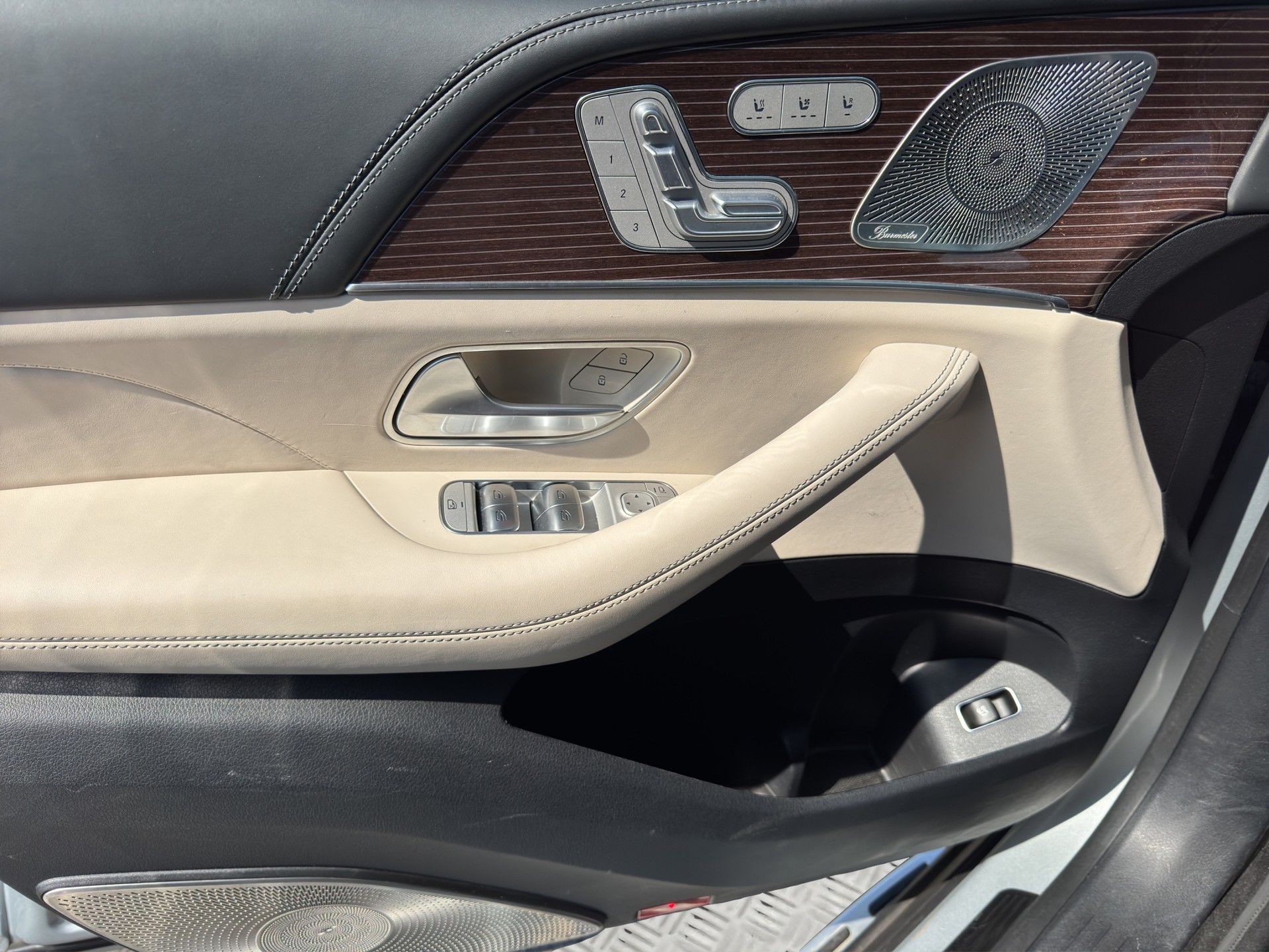 MERCEDES-BENZ GLS 63 4Matic+ TCT 9G-image-8
