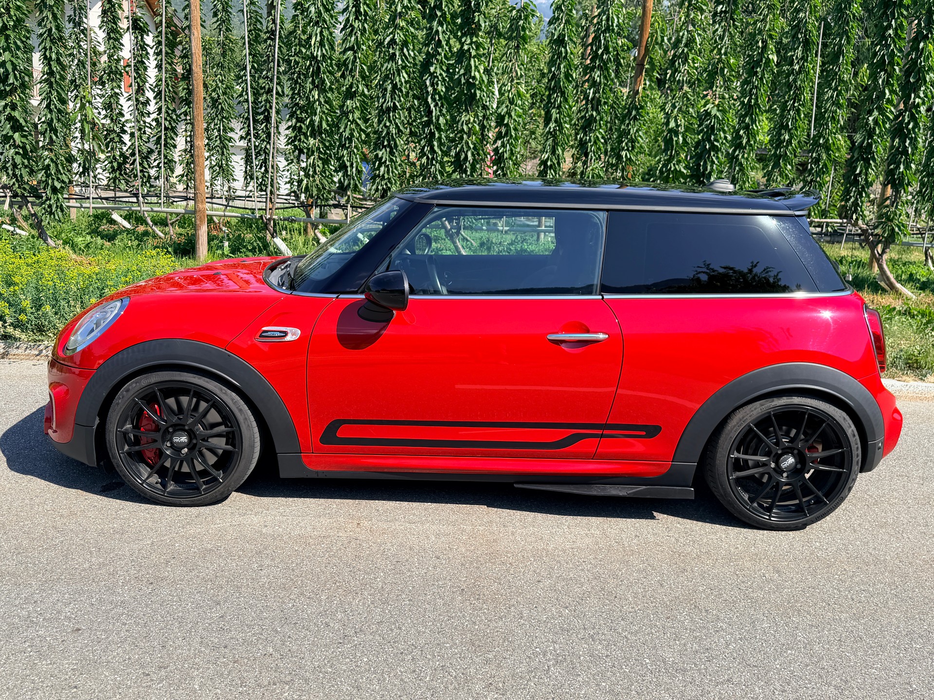 MINI Cooper John Cooper Works Steptronic-image-5