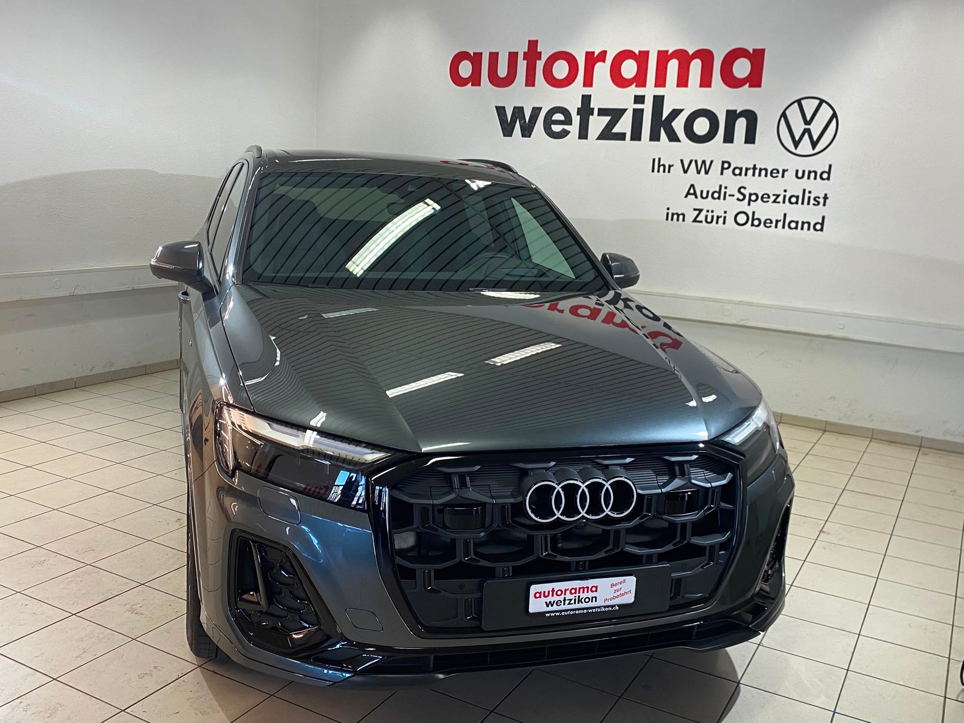 AUDI Q7 SUV TDI quattro 210 kW S Line tiptronic-showroom-element-1