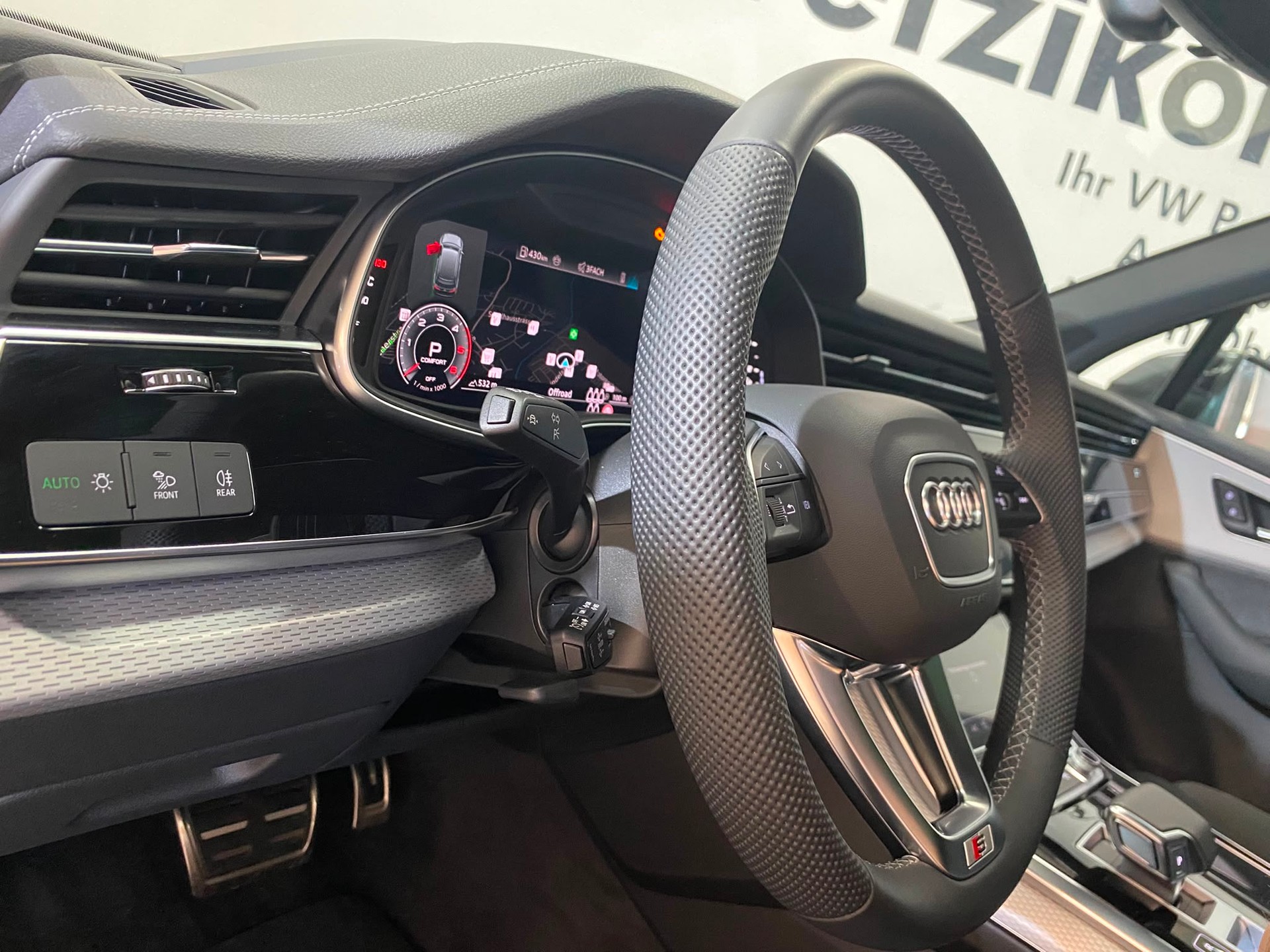 AUDI Q7 SUV TDI quattro 210 kW S Line tiptronic-image-6