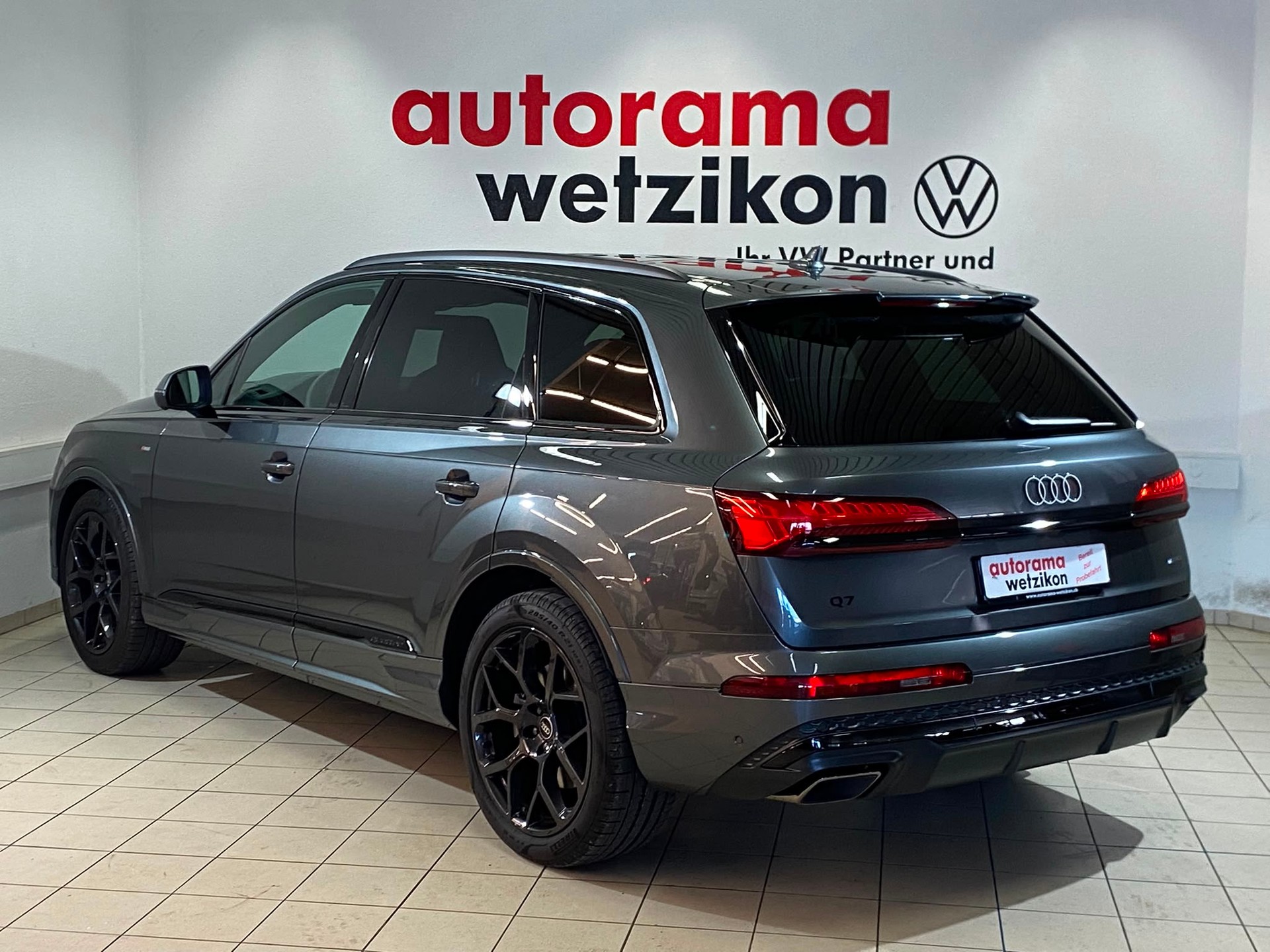 AUDI Q7 SUV TDI quattro 210 kW S Line tiptronic-showroom-element-2