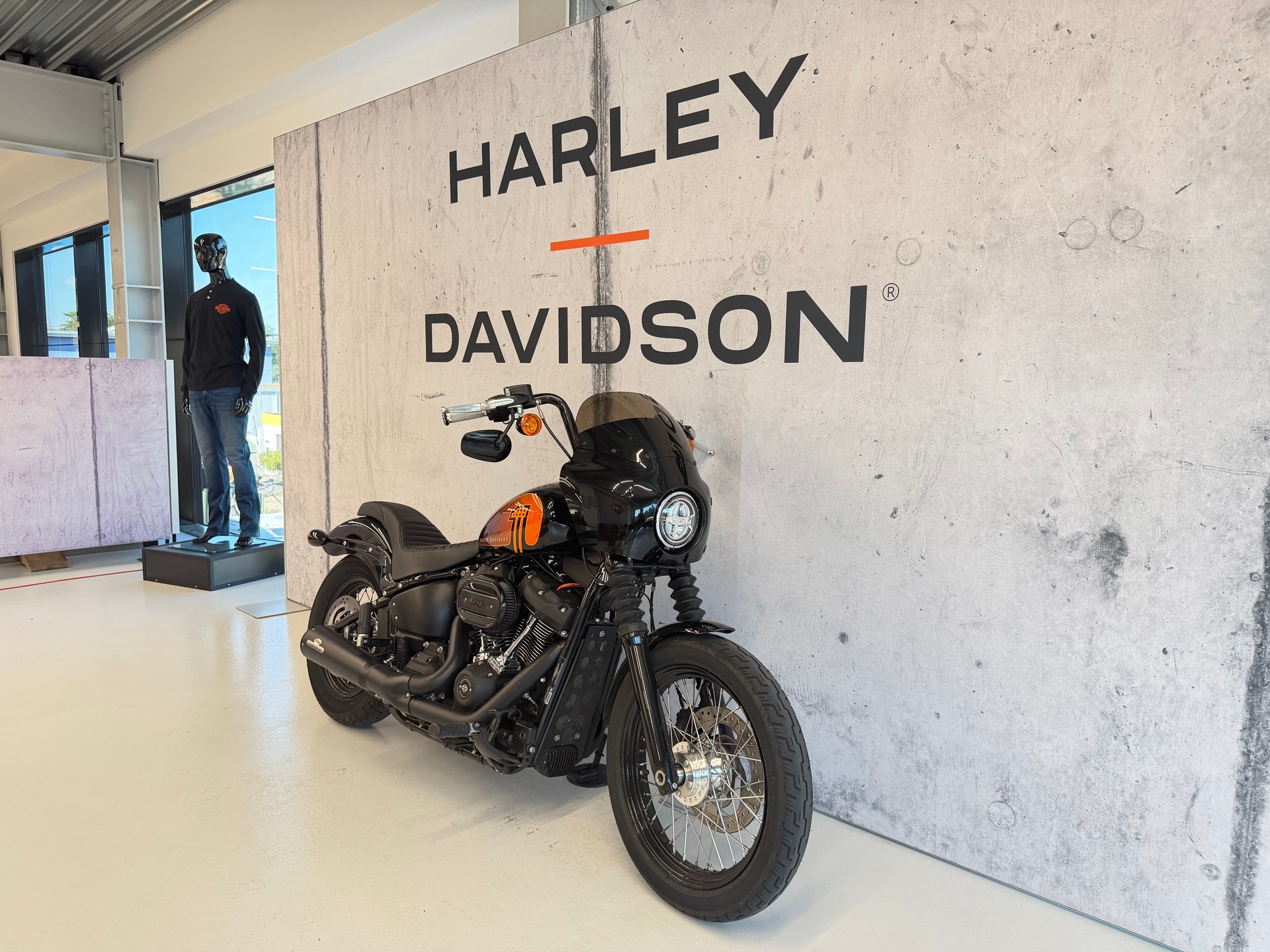 HARLEY-DAVIDSON FXBBS Street Bob 114-image-1