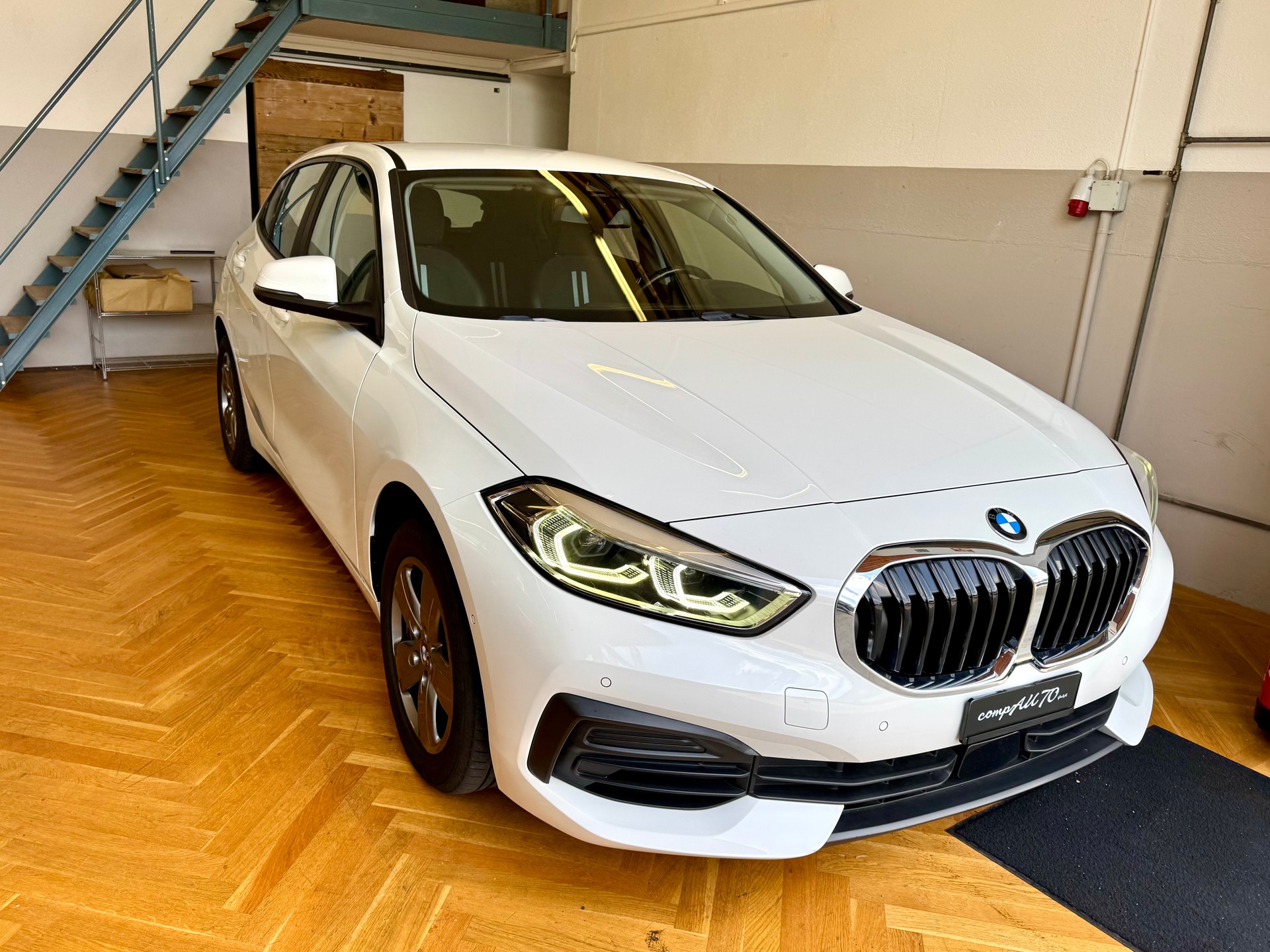 BMW 118i Sport Line