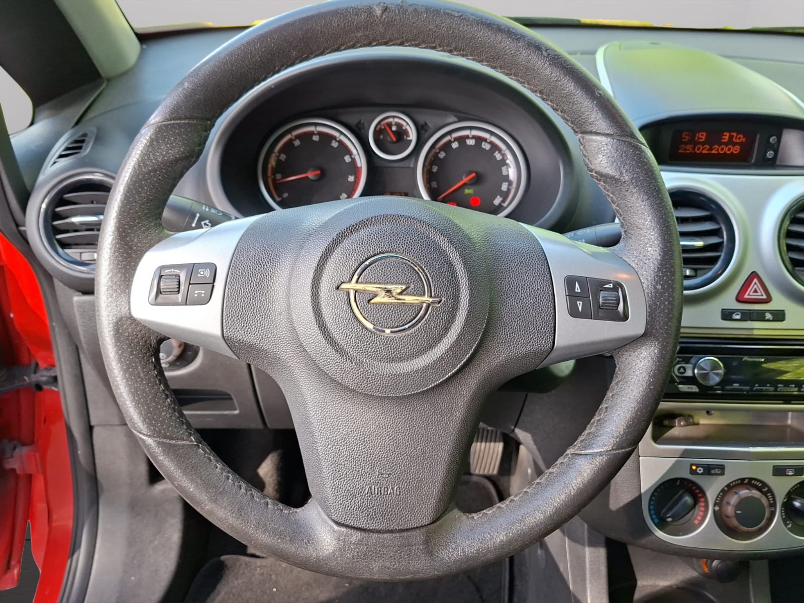 OPEL Corsa 1.4 TP Enjoy-image-13