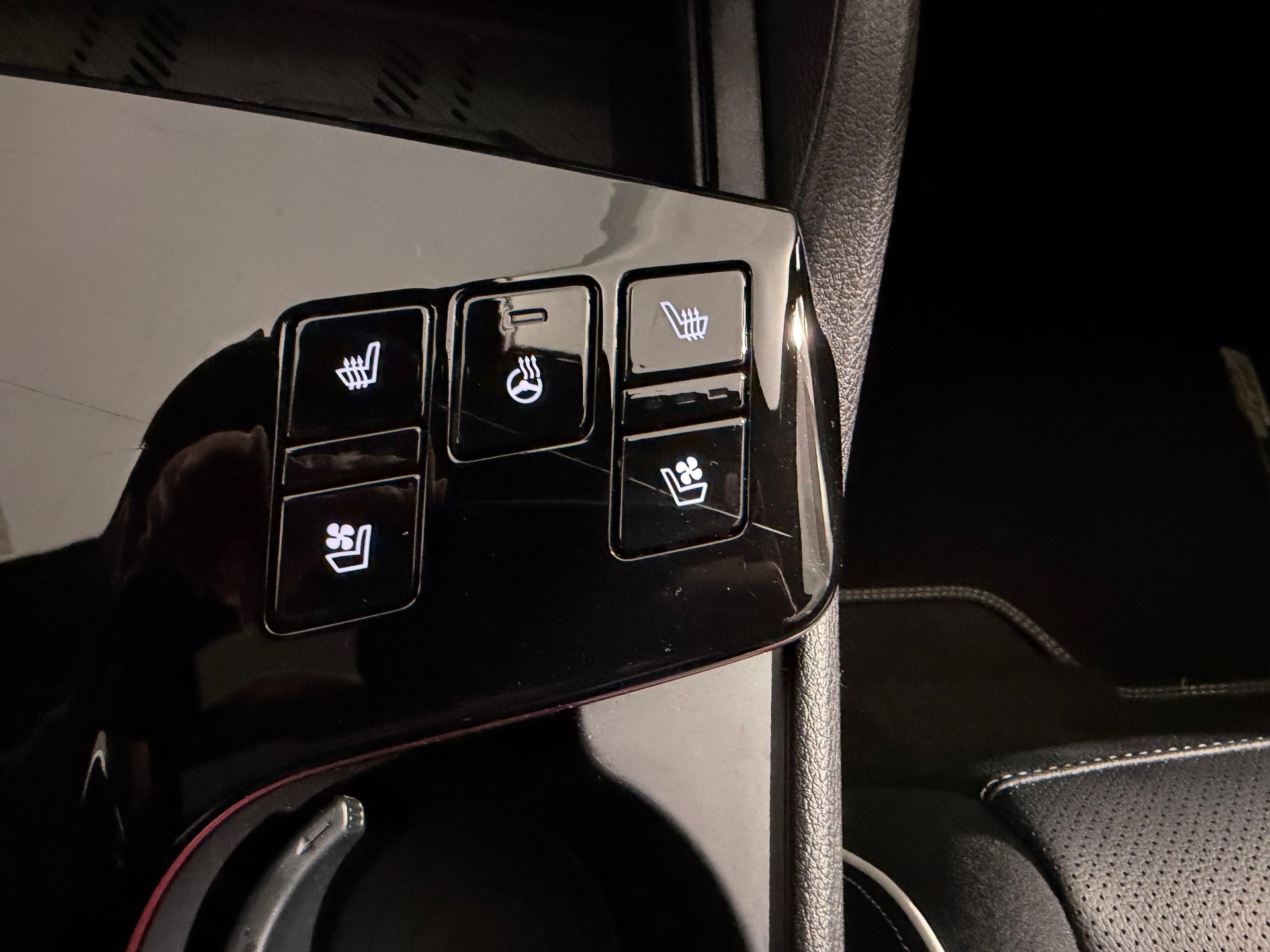 KIA Sportage 1.6 T-GDi PHEV GT-Line-image-12