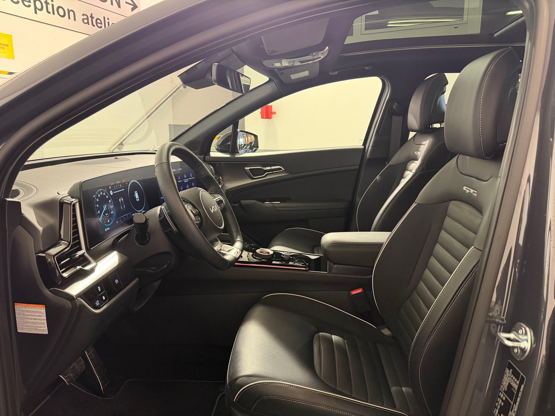 KIA Sportage 1.6 T-GDi PHEV GT-Line-image-6