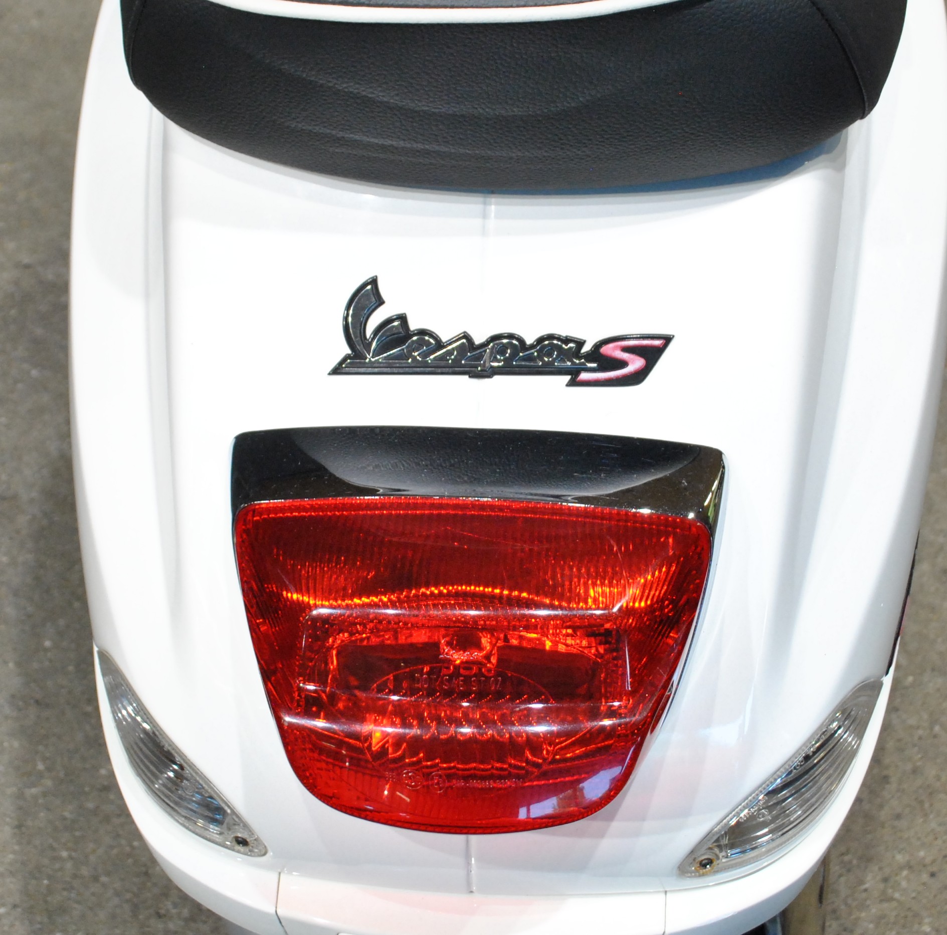 PIAGGIO Vespa 125 LXS i.e.-image-7
