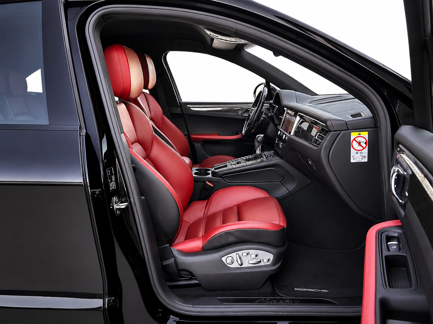 PORSCHE Macan 2.0 CH FAHRZEUG-image-11