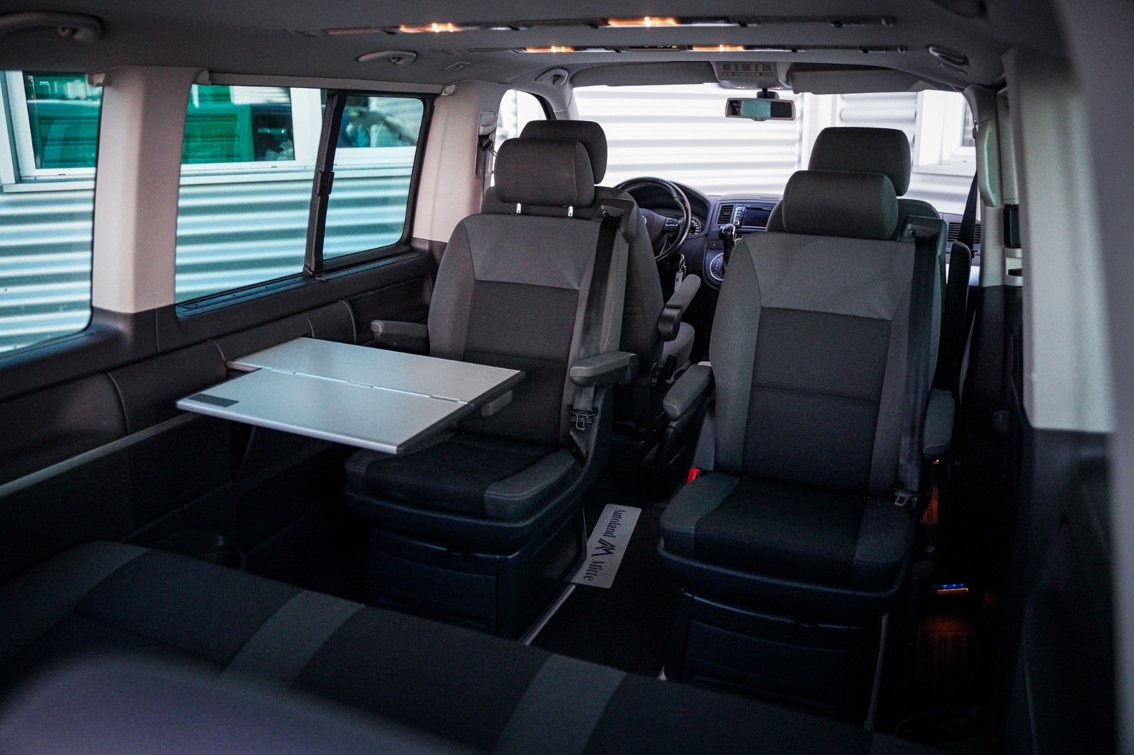 VW T5 Multivan 2.0 Bi-TDI CR Comfortline 4Motion DSG-image-17