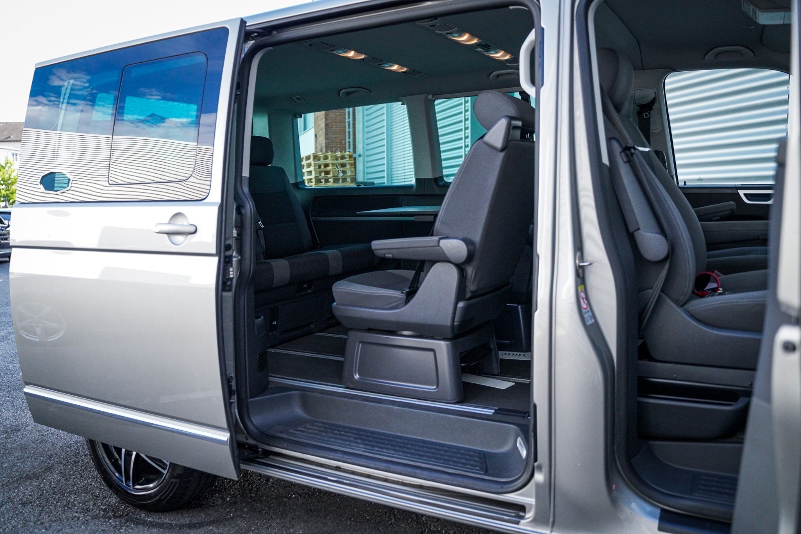 VW T5 Multivan 2.0 Bi-TDI CR Comfortline 4Motion DSG-image-14