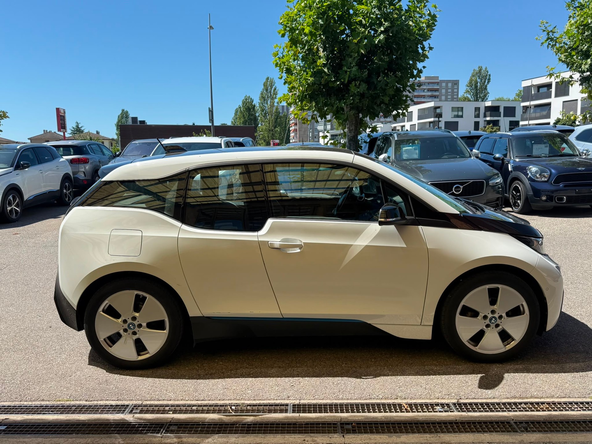 BMW i3 (60Ah)-image-3