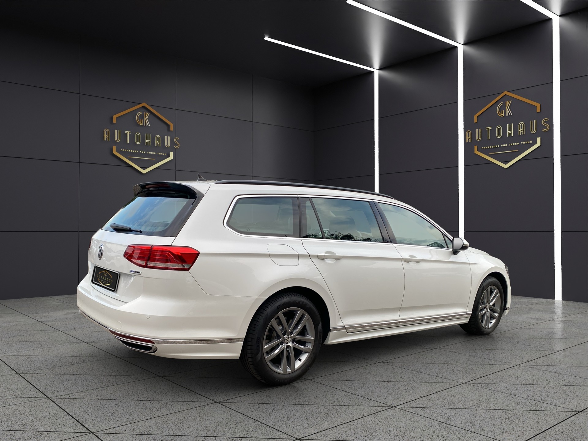 VW Passat Variant 1.4 TSI ACT BMT R-Line-image-5
