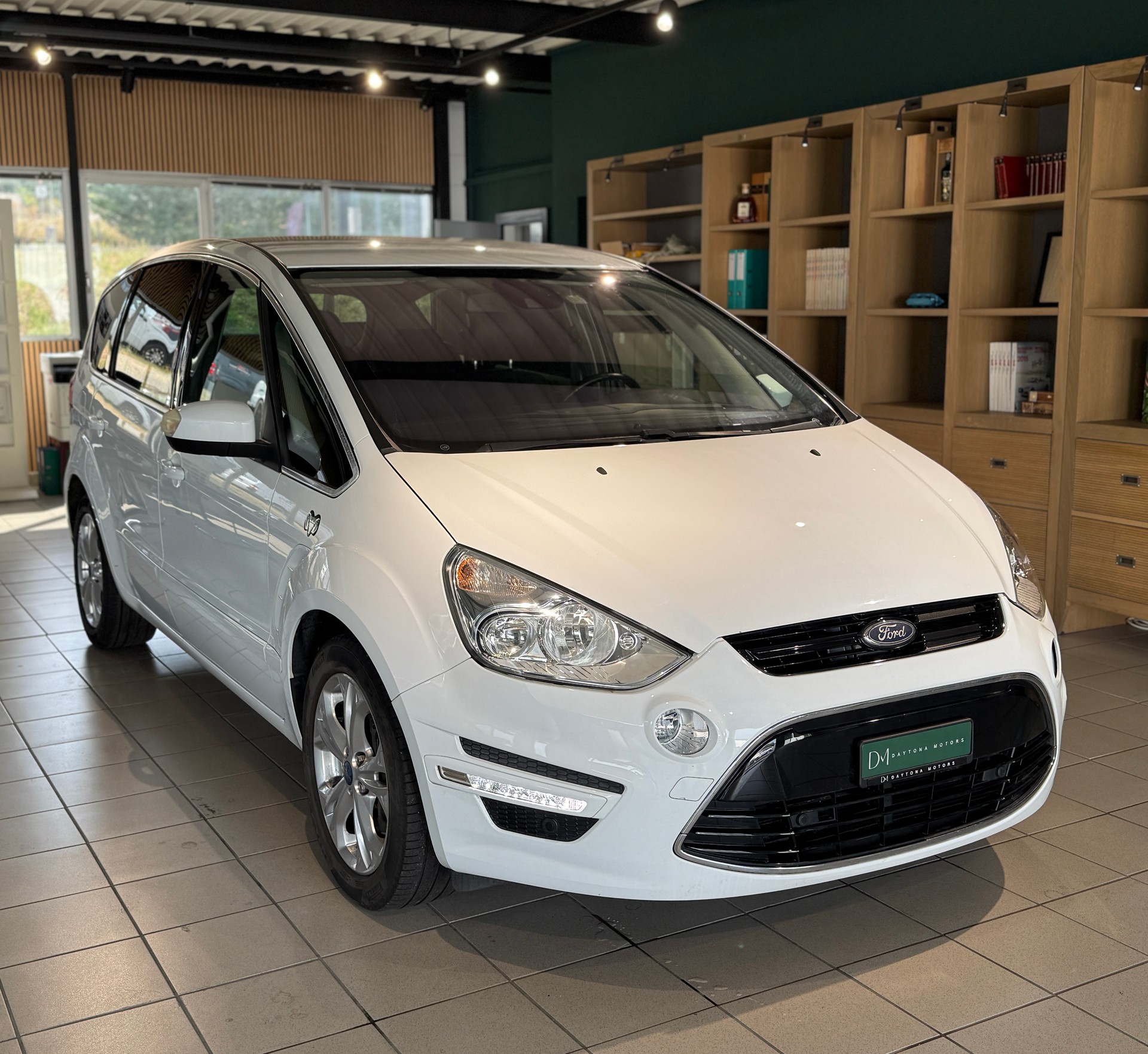 FORD S-Max 2.0 SCTi Titanium PowerShift-showroom-element-1