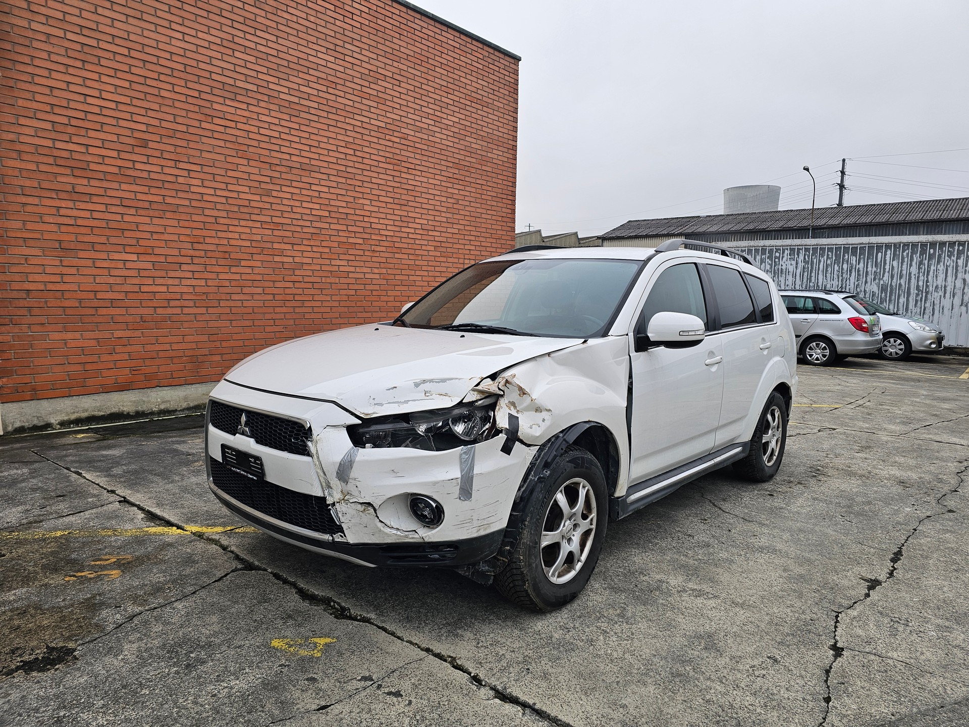 MITSUBISHI Outlander 2.2 DID Intense 4WD TC-SST