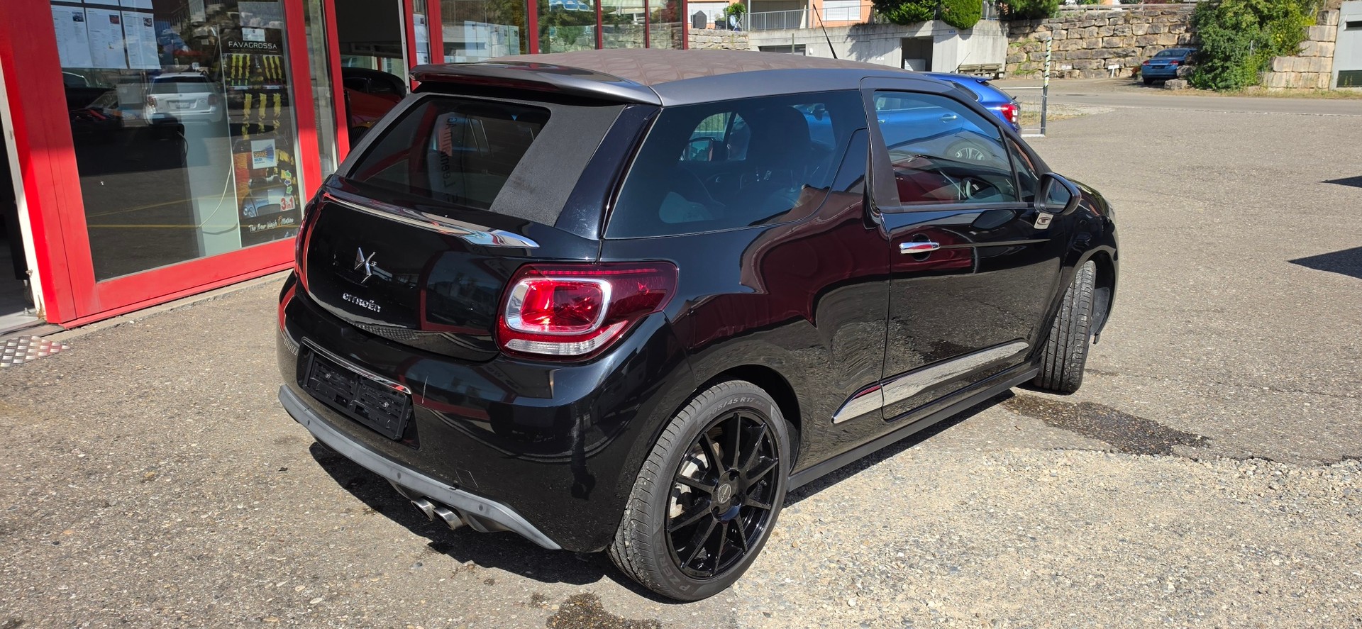DS AUTOMOBILES DS3 Cabrio 1.6 THP Sport Chic-showroom-element-2
