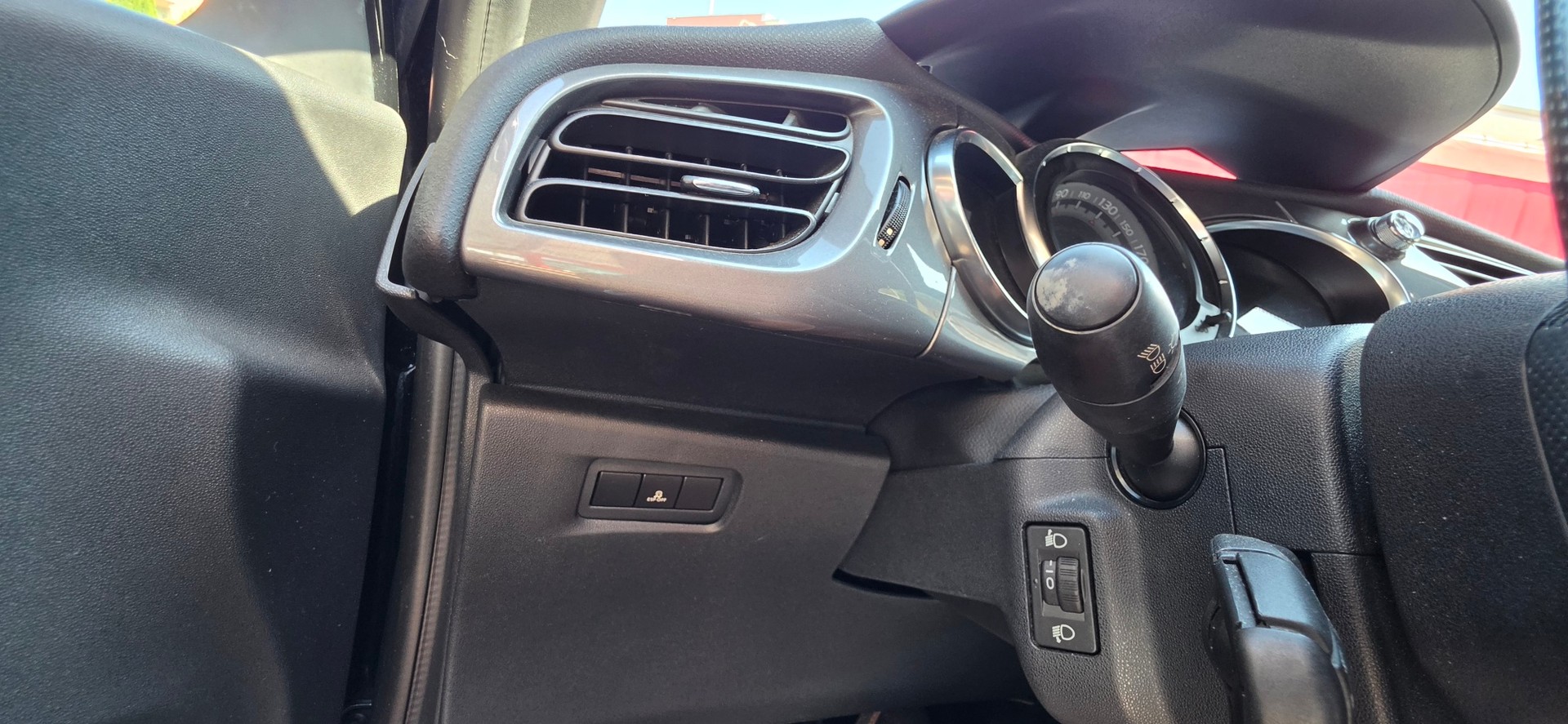 DS AUTOMOBILES DS3 Cabrio 1.6 THP Sport Chic-image-15